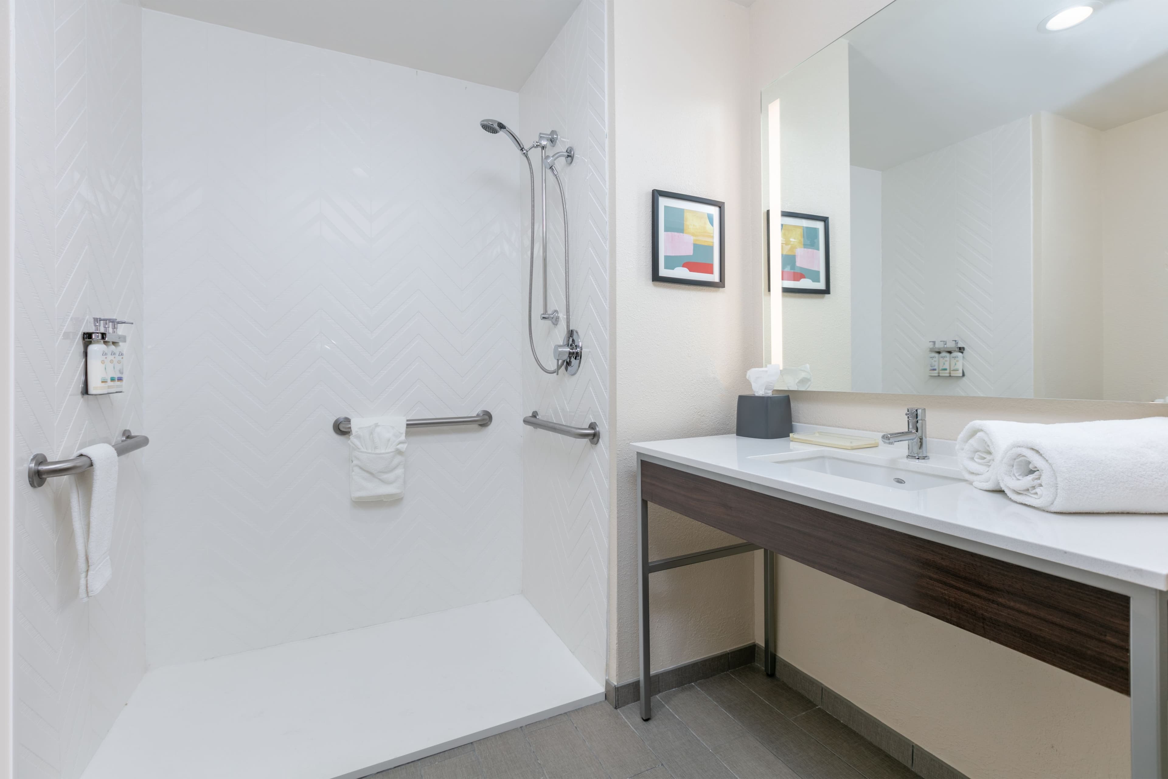 Holiday Inn Houma — 9