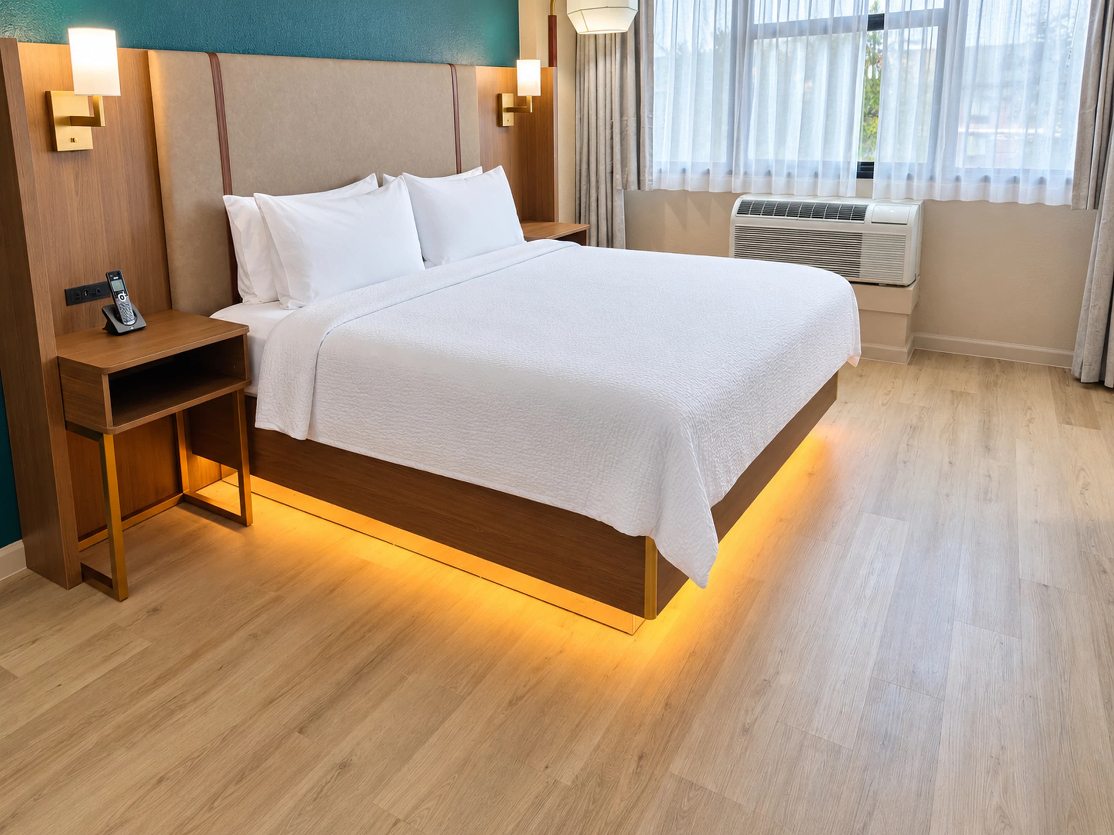 Holiday Inn Houston S - NRG Area - Med Ctr — 7