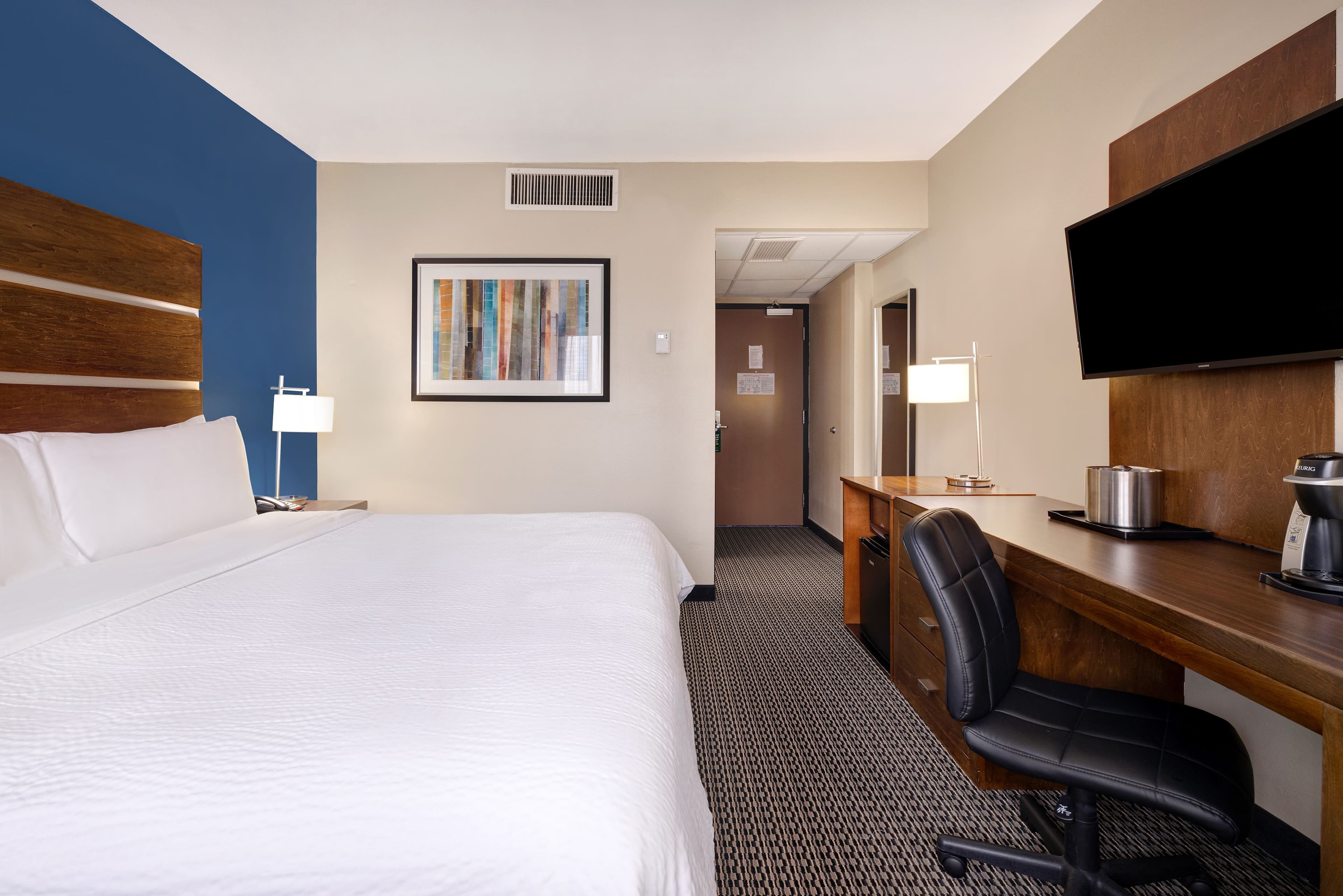 Holiday Inn Houston Downtown - Image 3