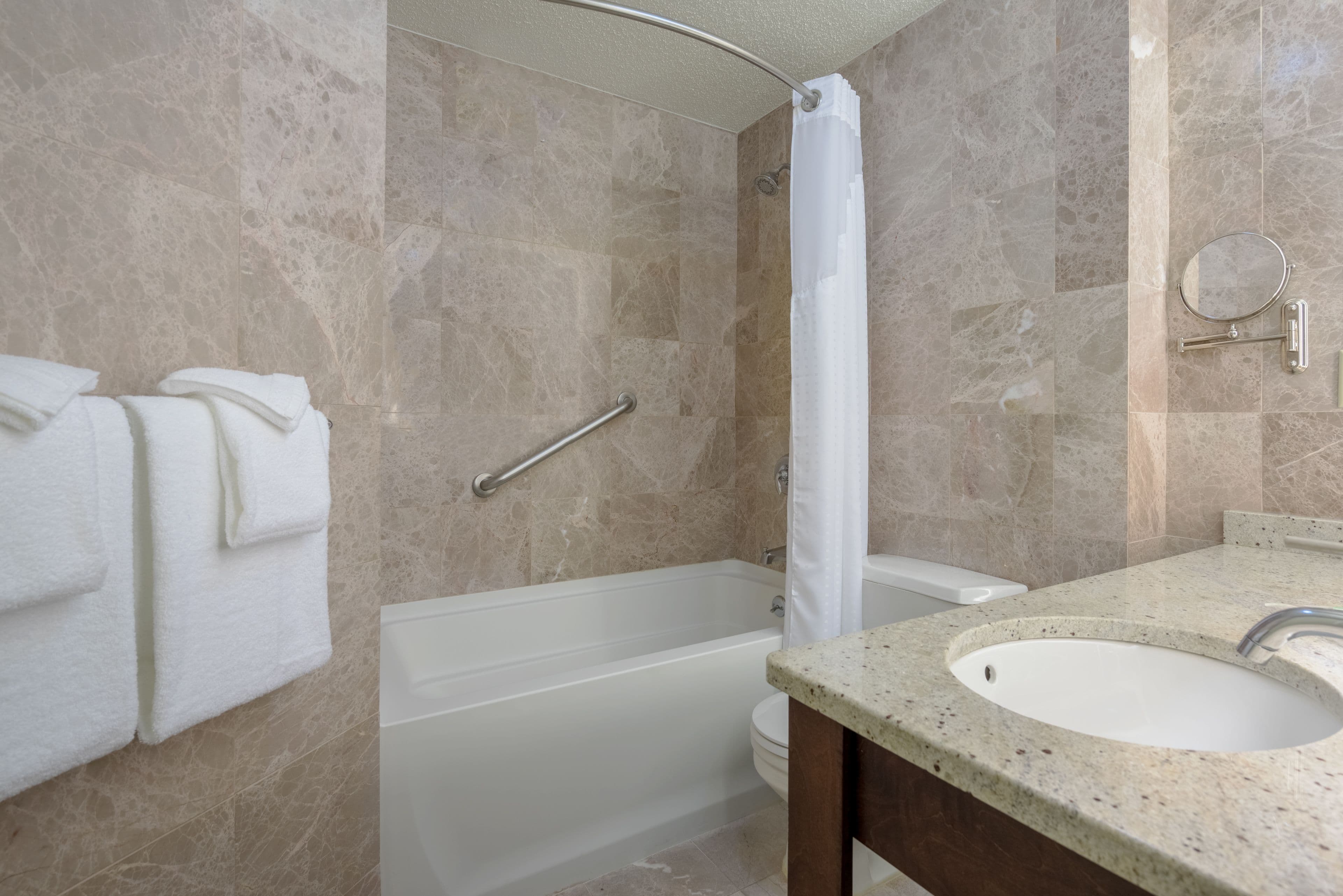 Holiday Inn Cape Cod - Hyannis — 10