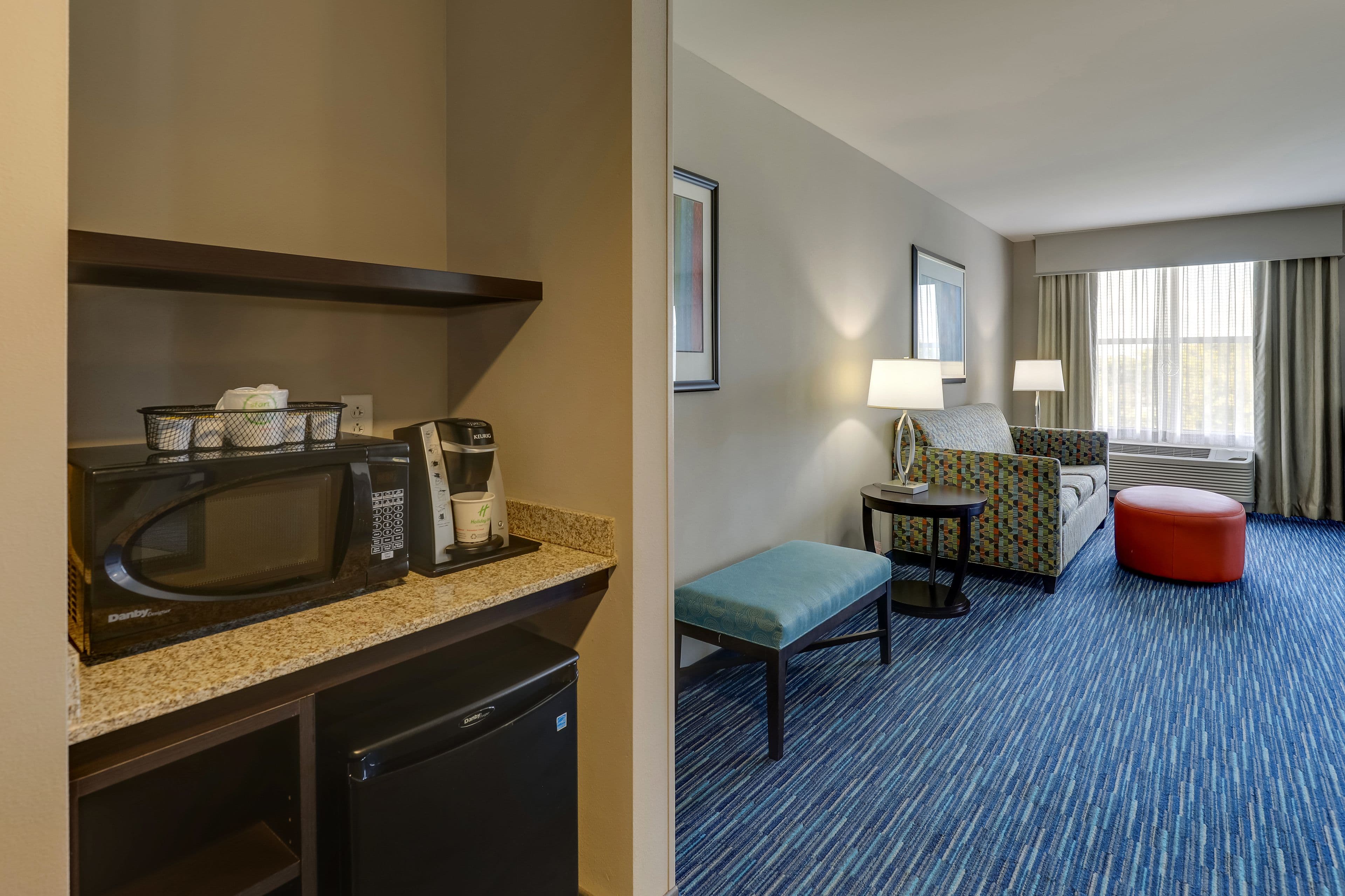 Holiday Inn Indianapolis Airport — 9