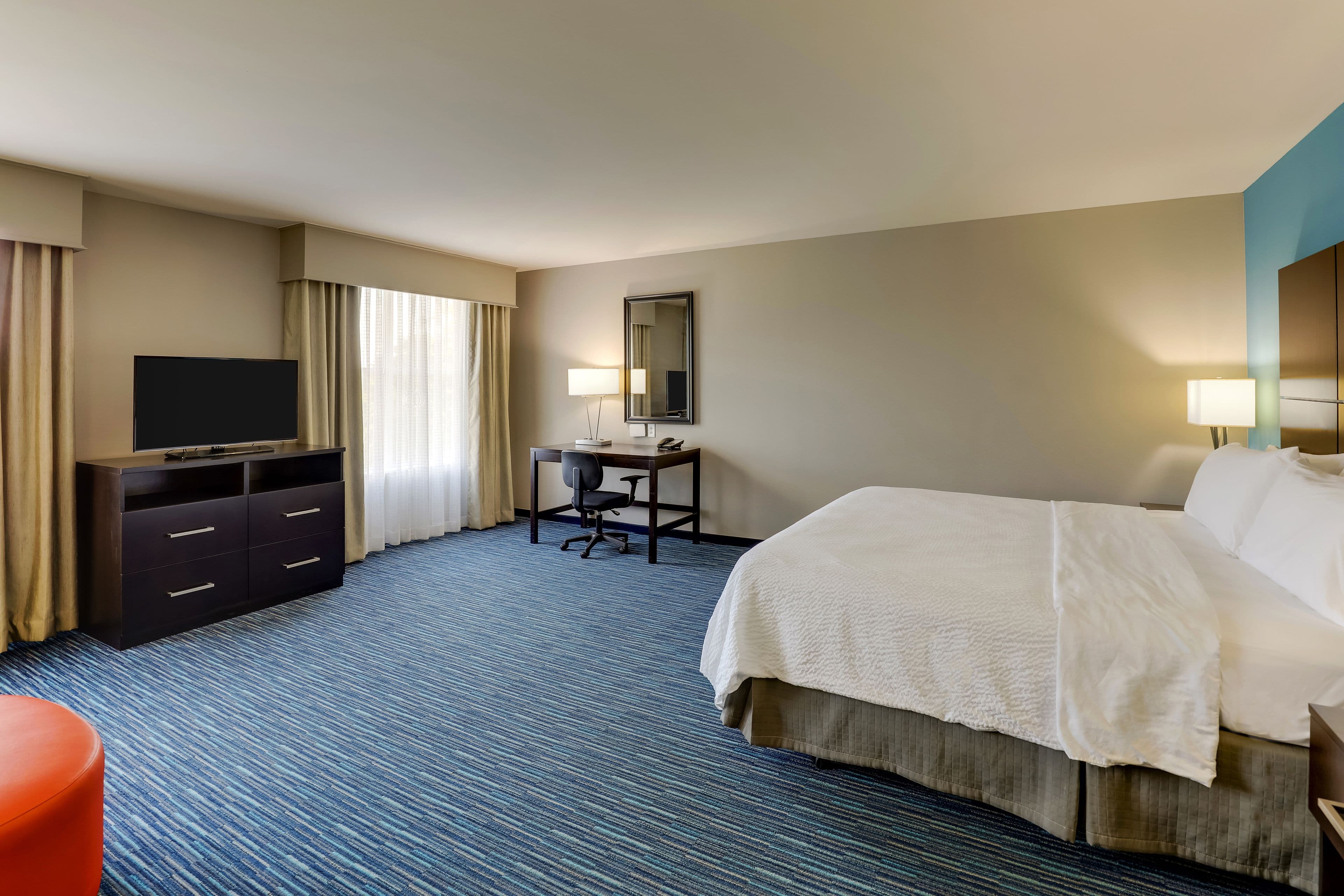 Holiday Inn Indianapolis Airport — 10