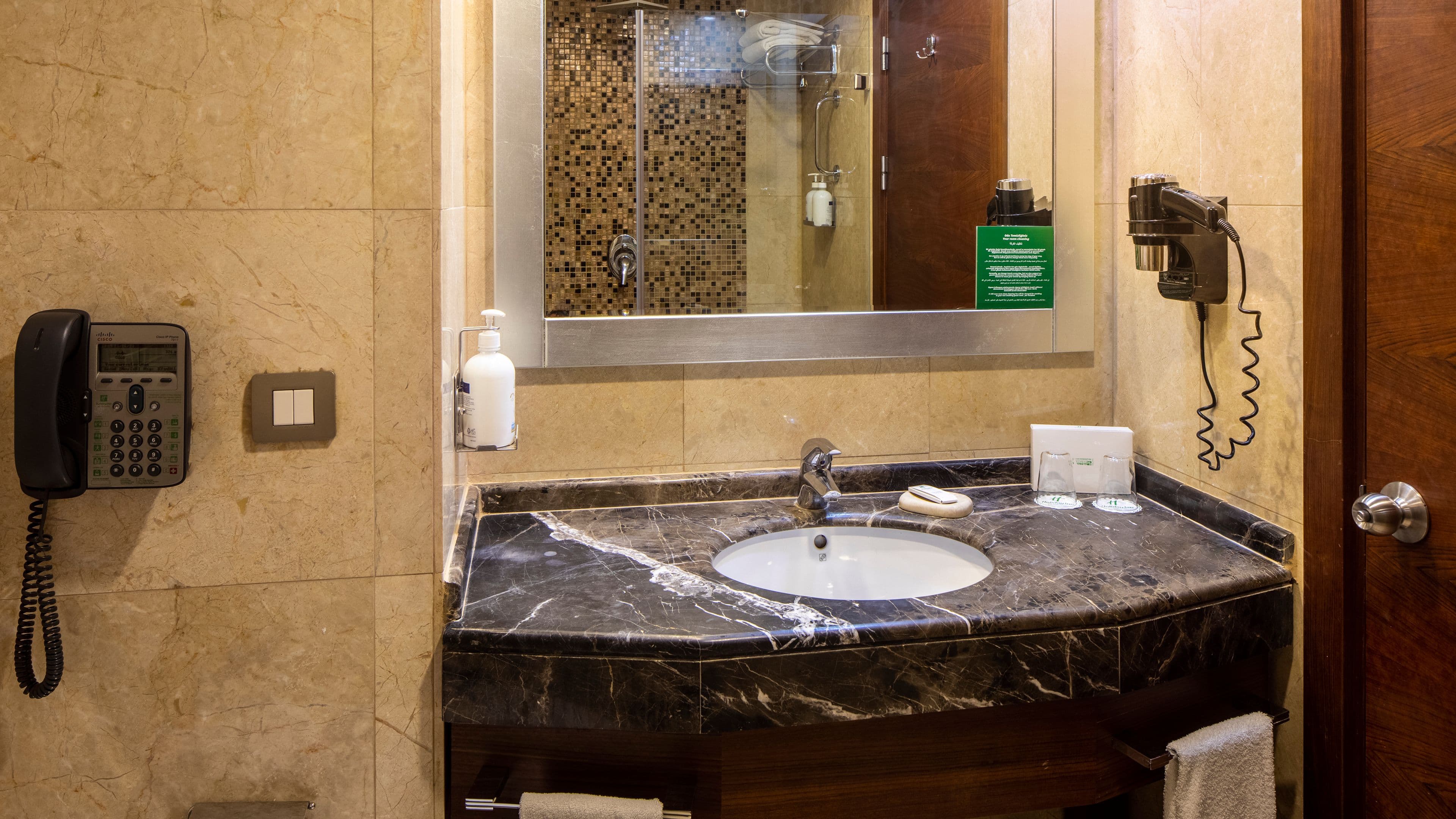 Holiday Inn Istanbul - Sisli — 15