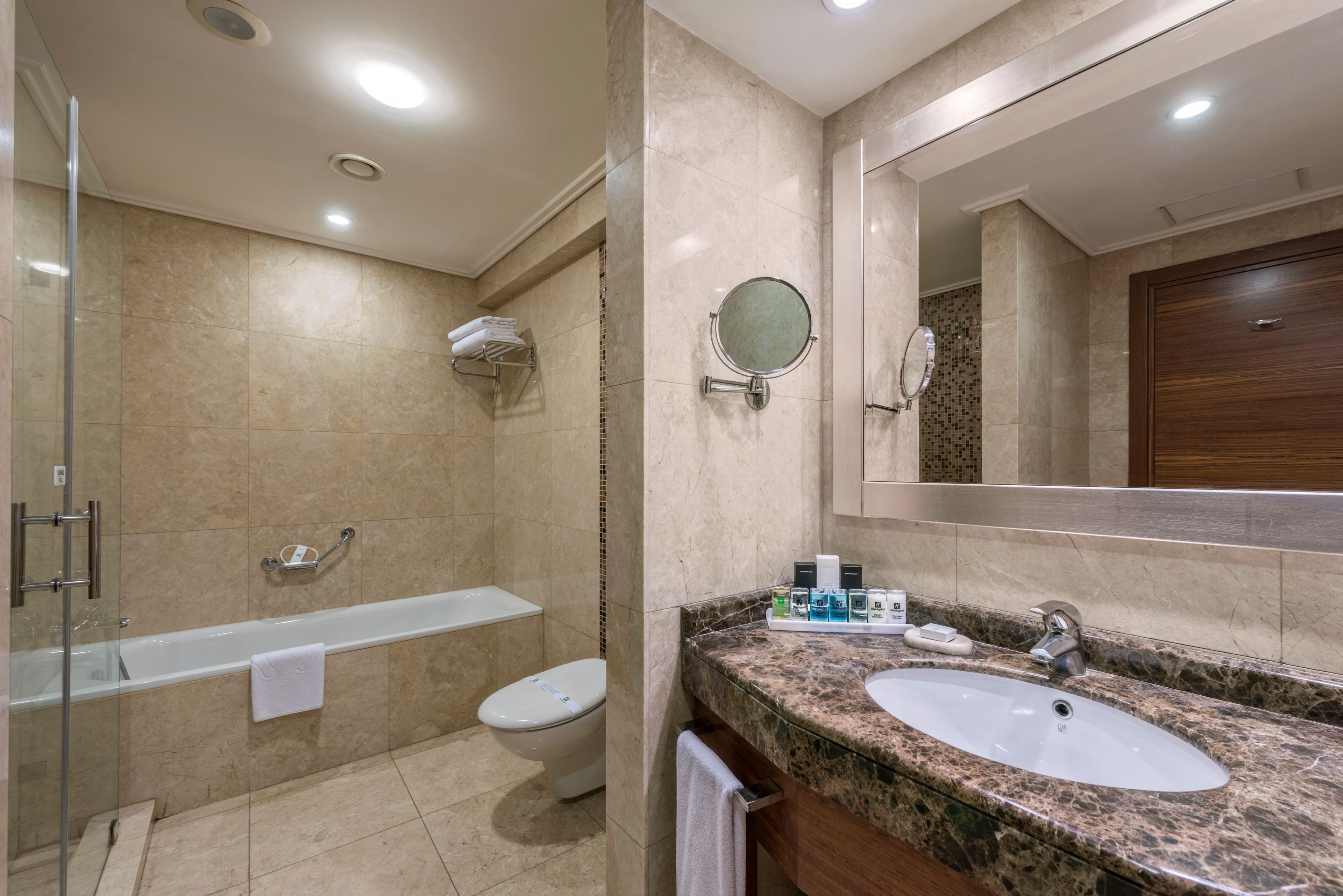 Holiday Inn Istanbul - Sisli — 8