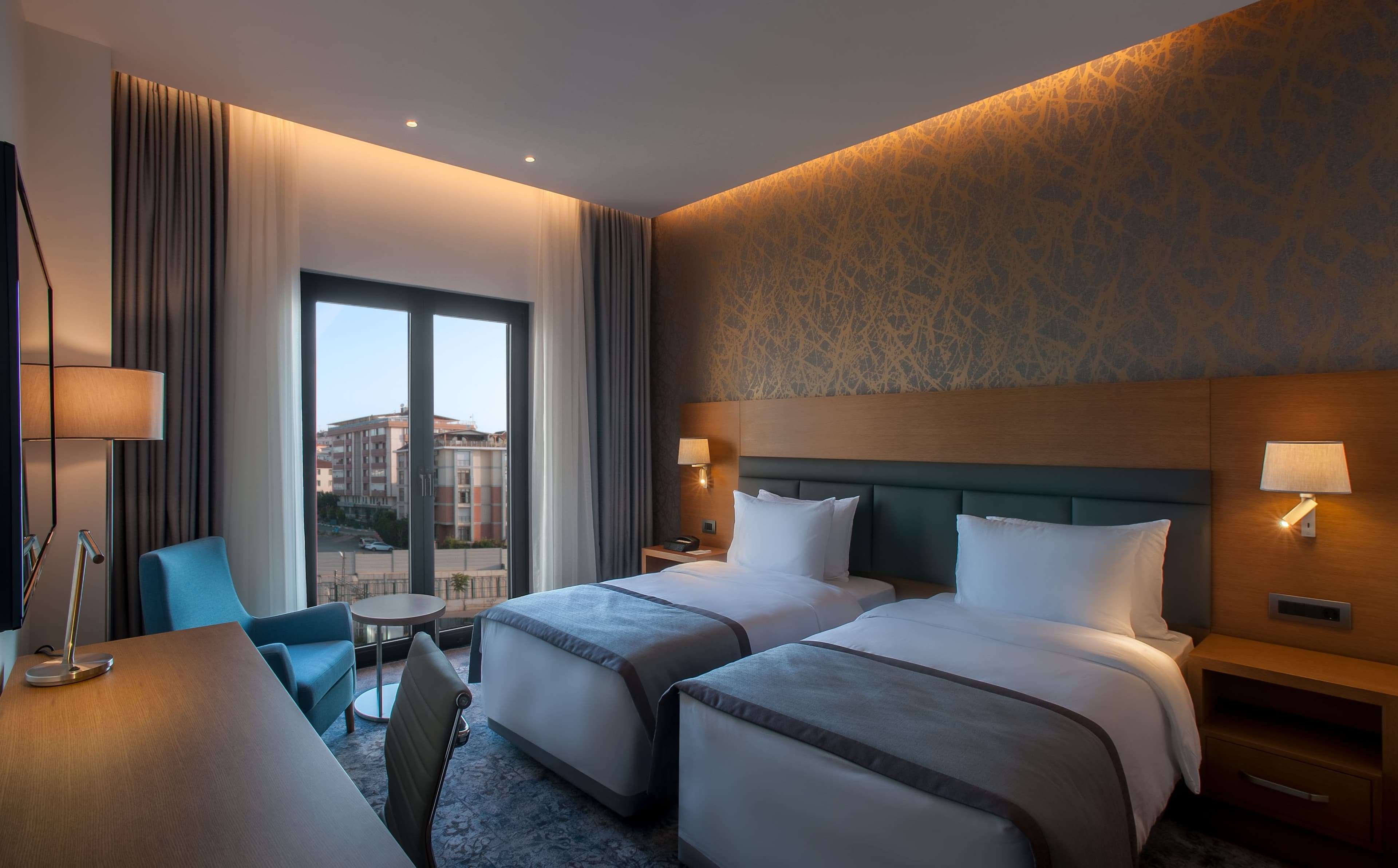 Holiday Inn Istanbul - Tuzla Bay - Image 2
