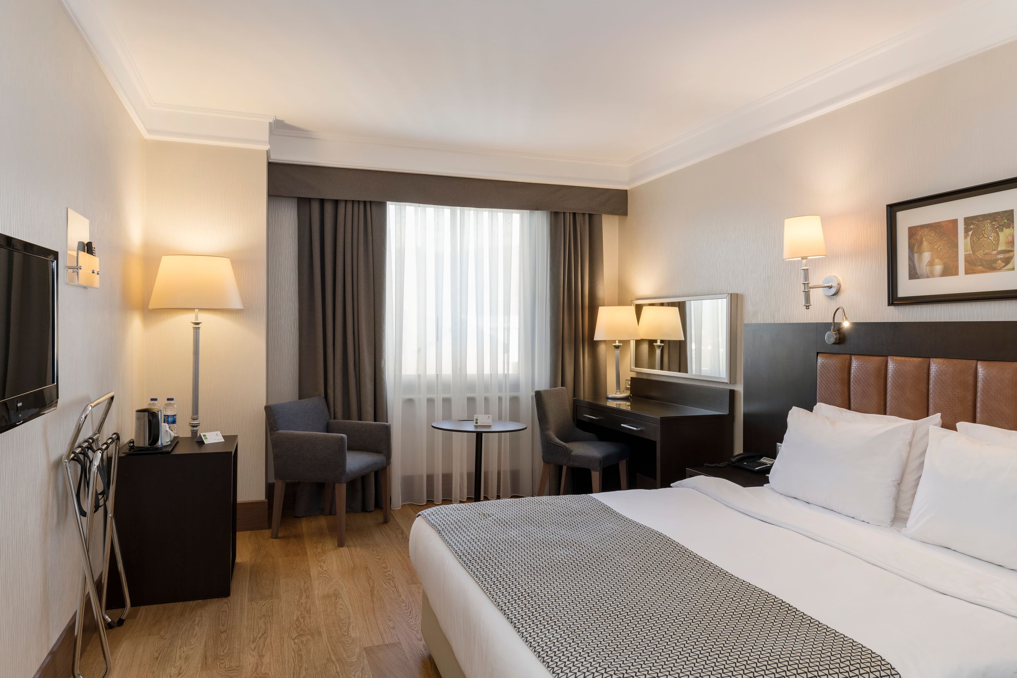 Standard Room - Image 7