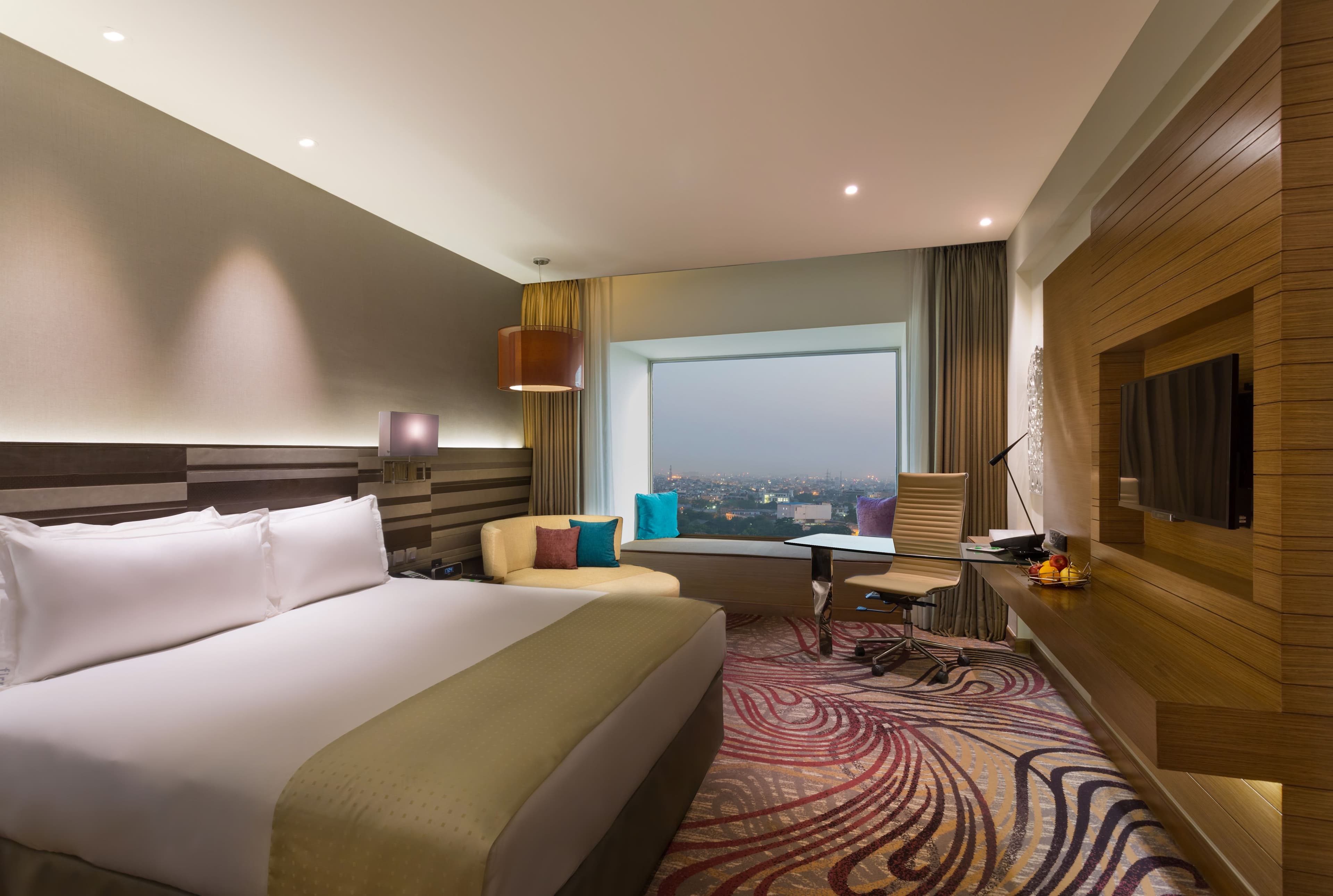 Holiday Inn Jaipur City Centre — 6