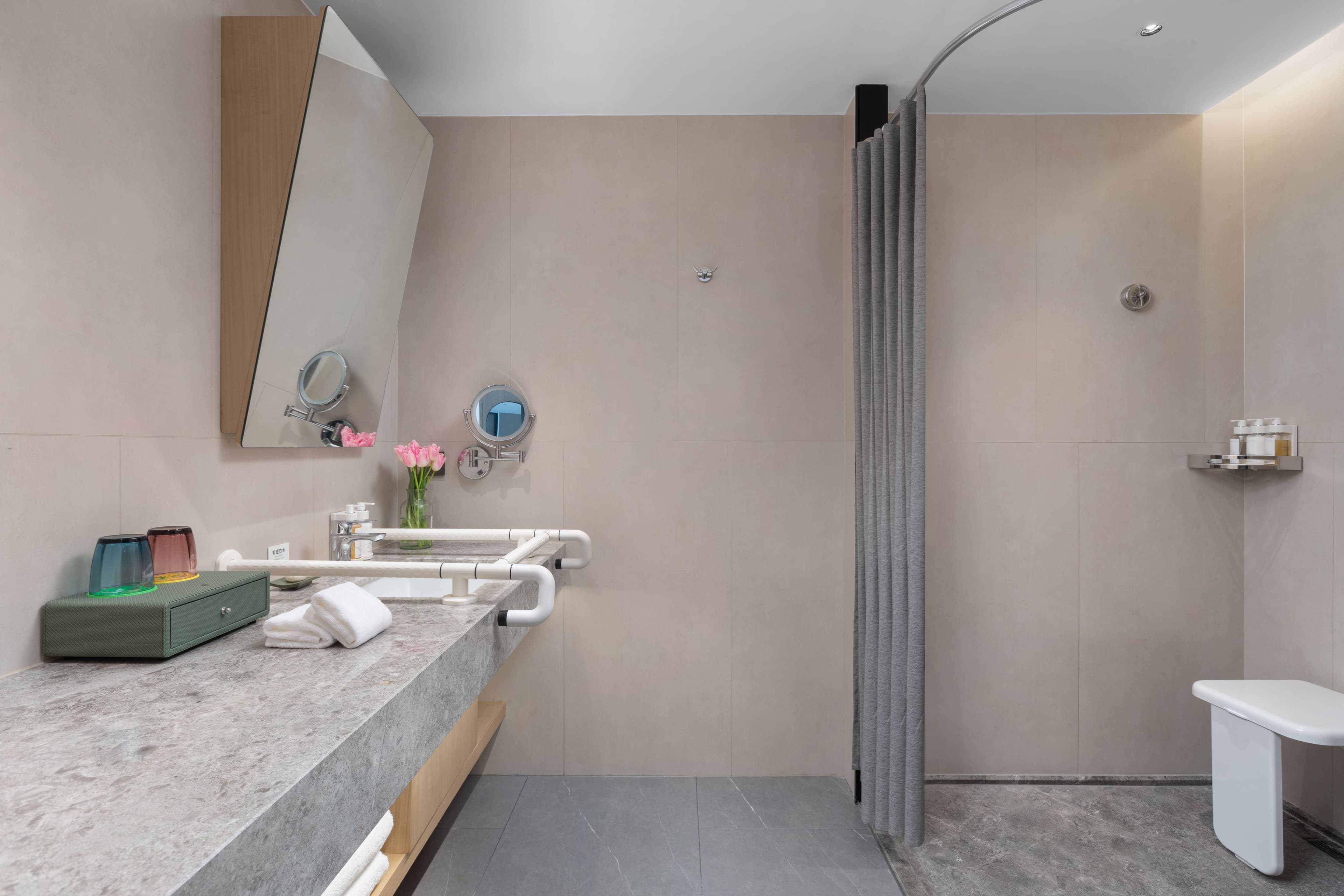Holiday Inn Tongxiang — 11