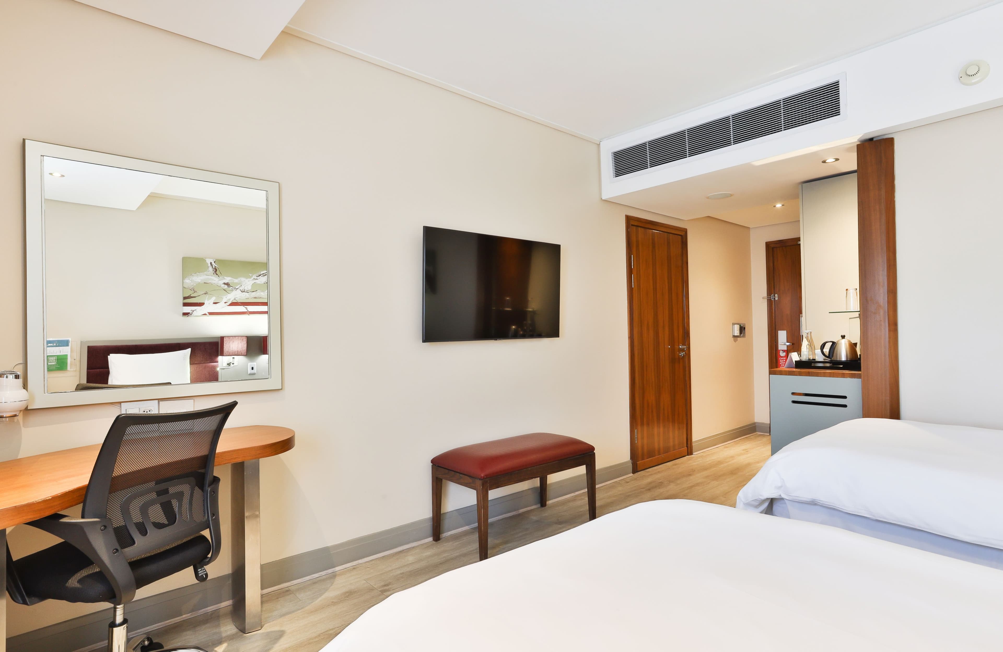 Holiday Inn Johannesburg - Rosebank — 53