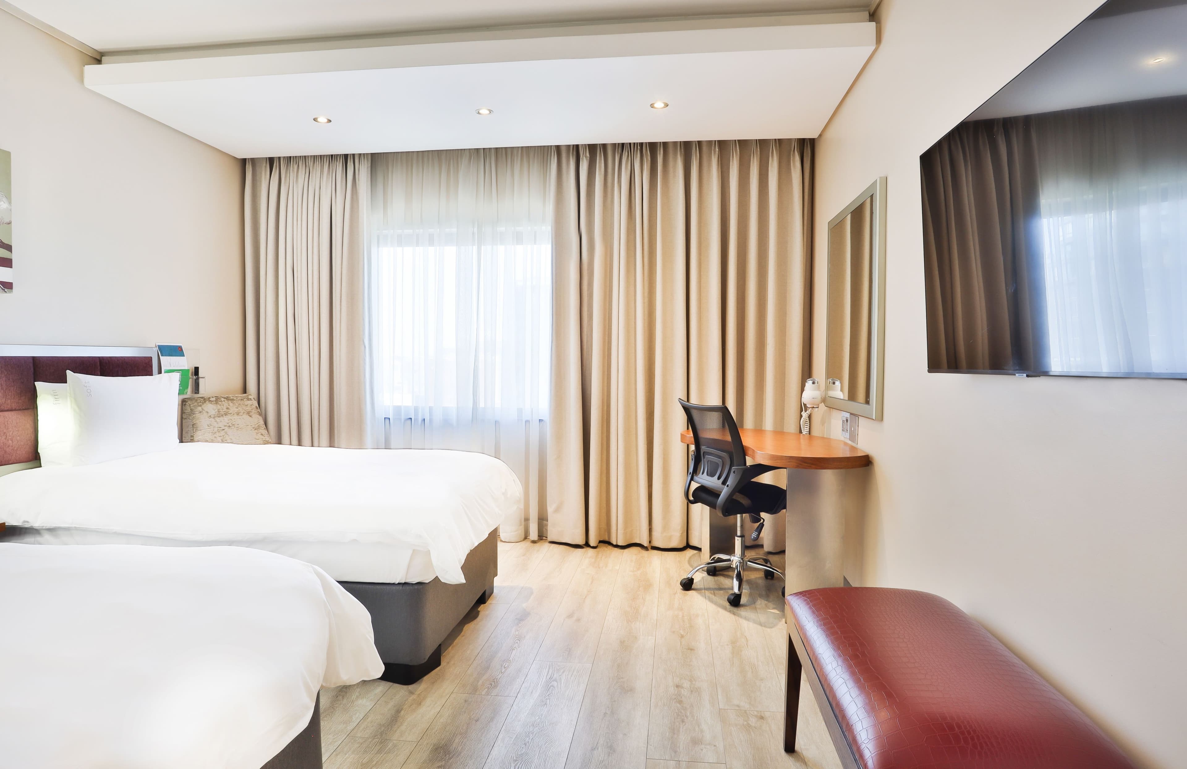 Holiday Inn Johannesburg - Rosebank — 54