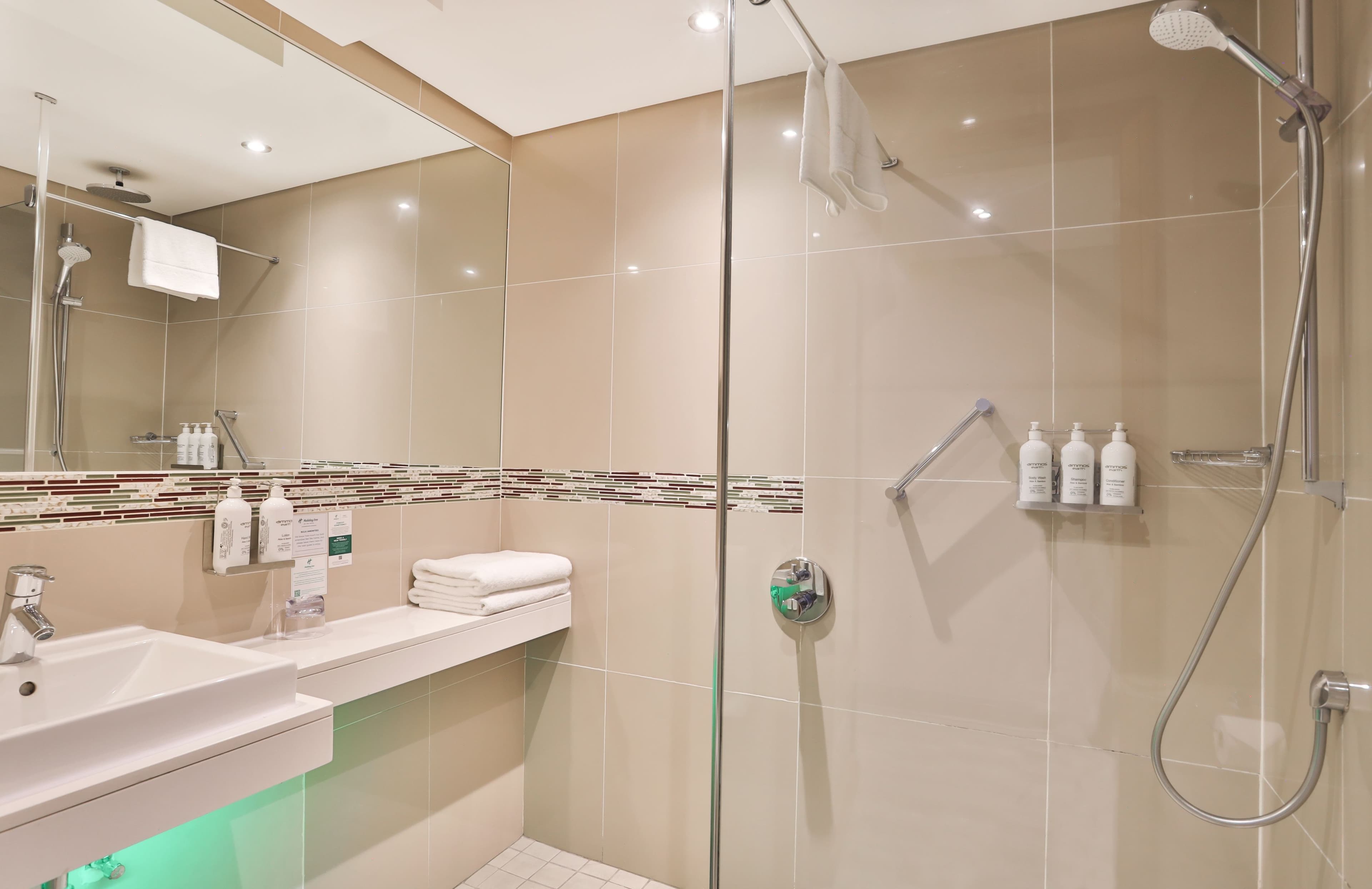 Holiday Inn Johannesburg - Rosebank — 13