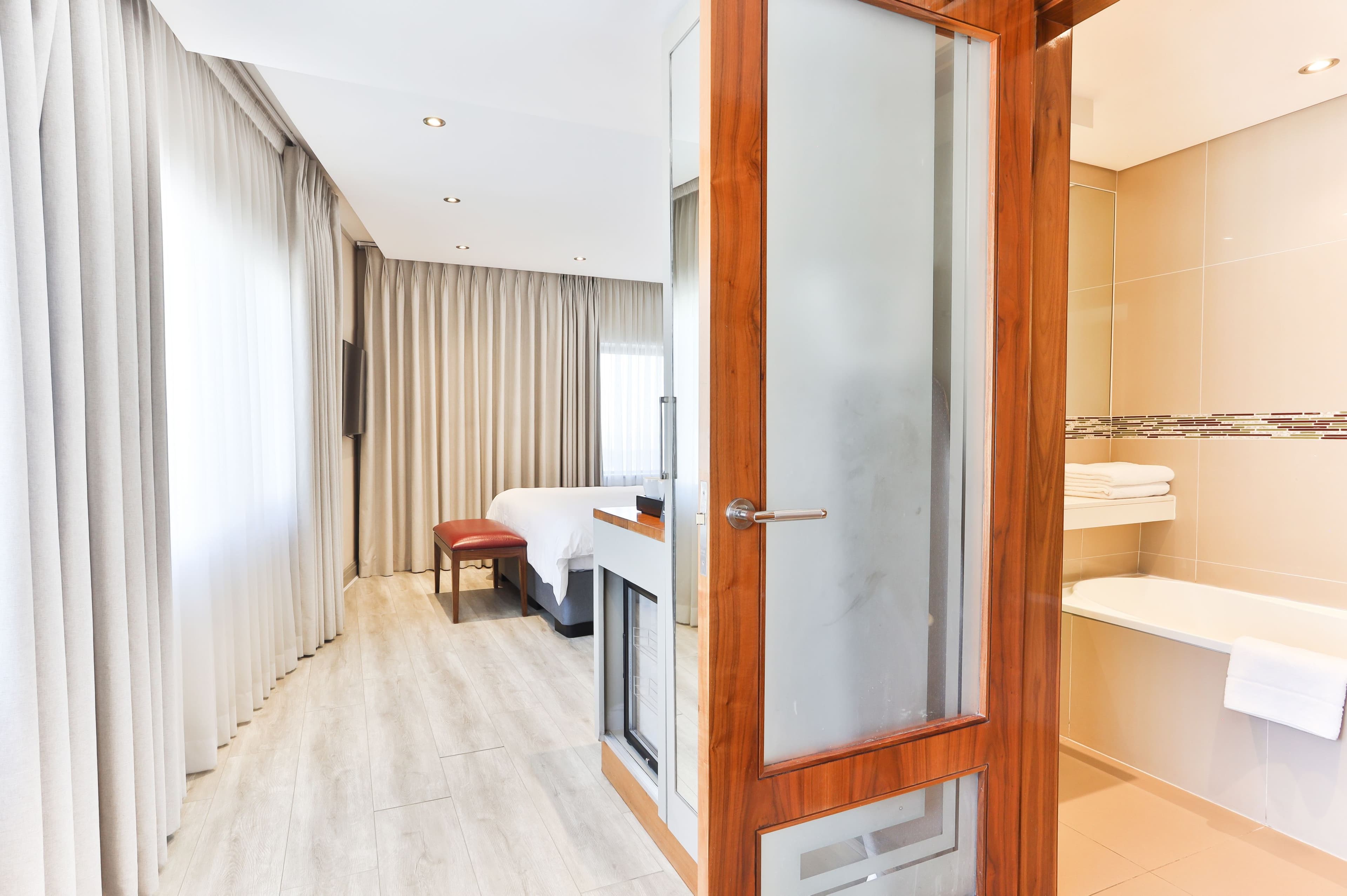 Holiday Inn Johannesburg - Rosebank — 11