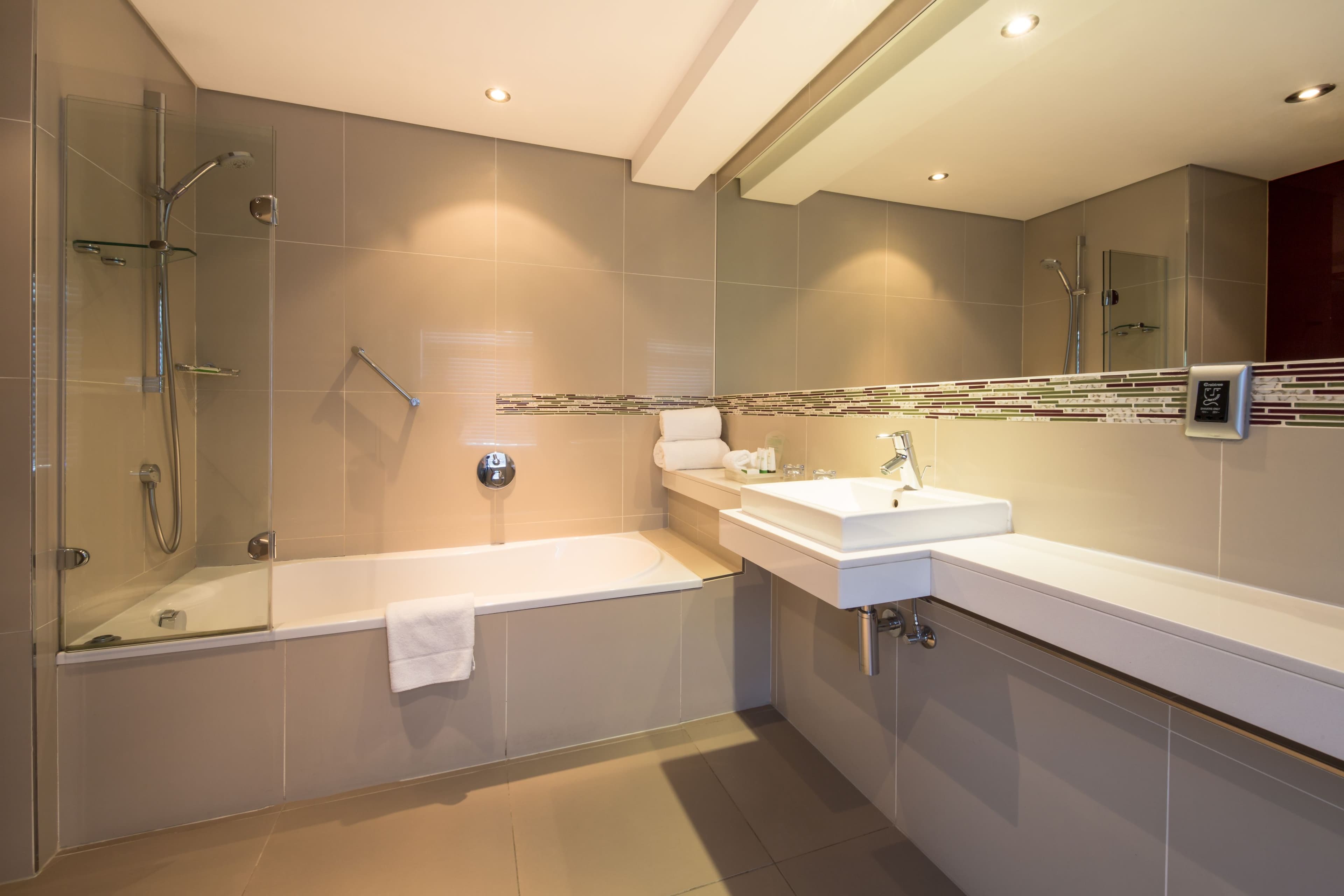 Standard Room - Image 10