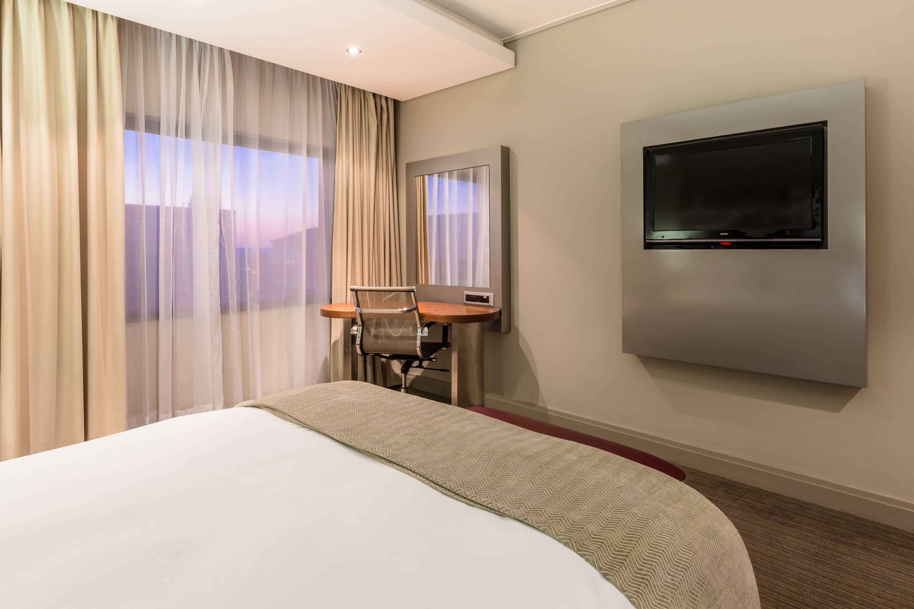 Holiday Inn Johannesburg - Rosebank - Image 5