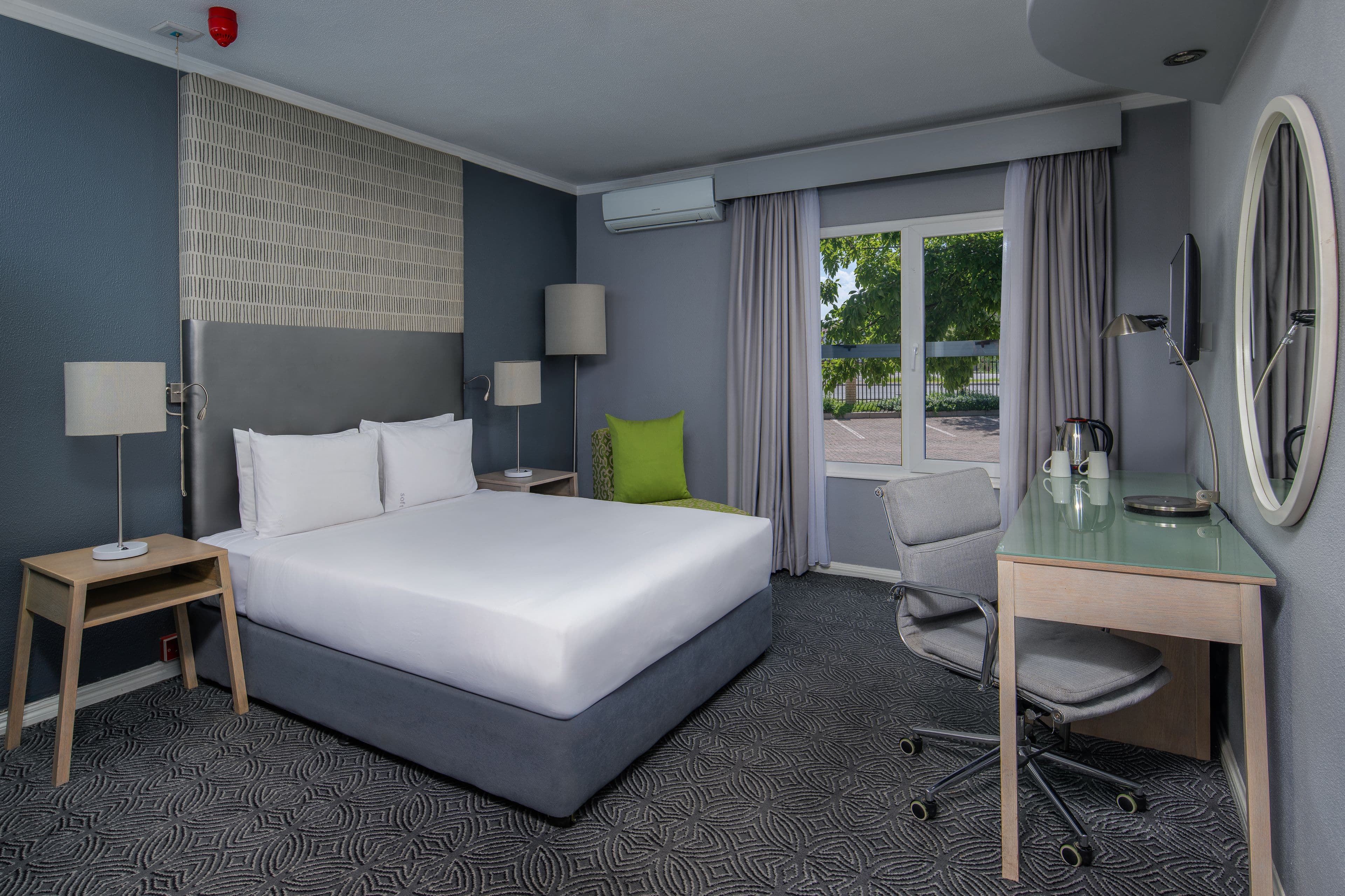 Holiday Inn Johannesburg Airport — 10