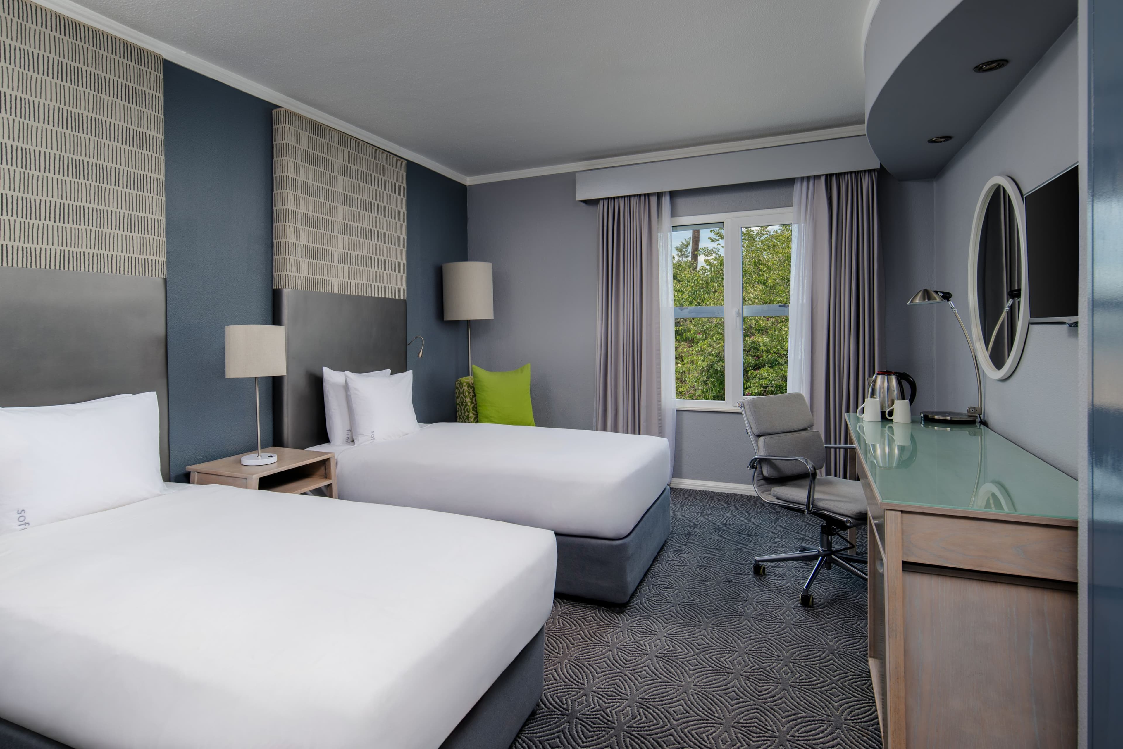 Holiday Inn Johannesburg Airport — 18