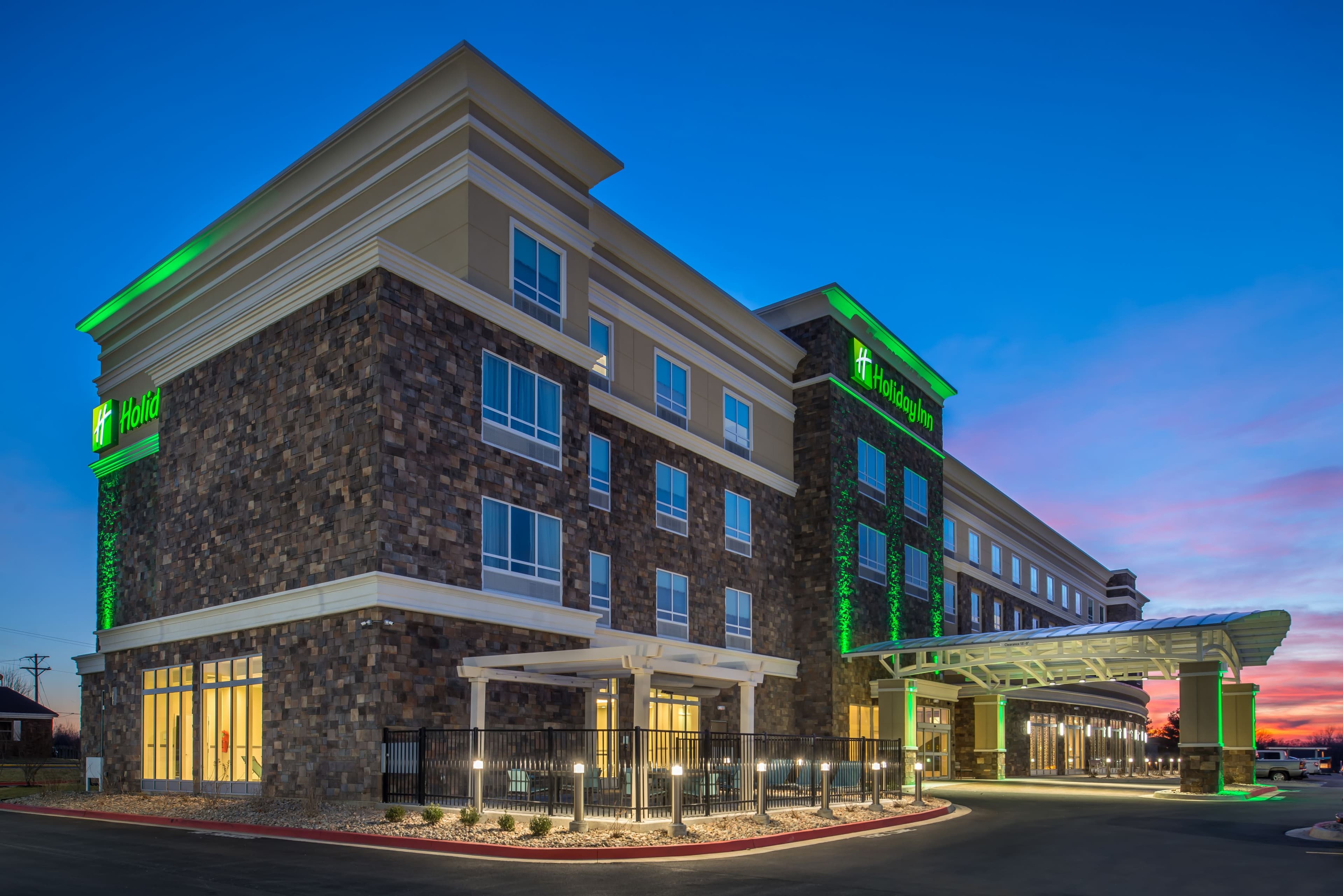 Holiday Inn Joplin - Image 1