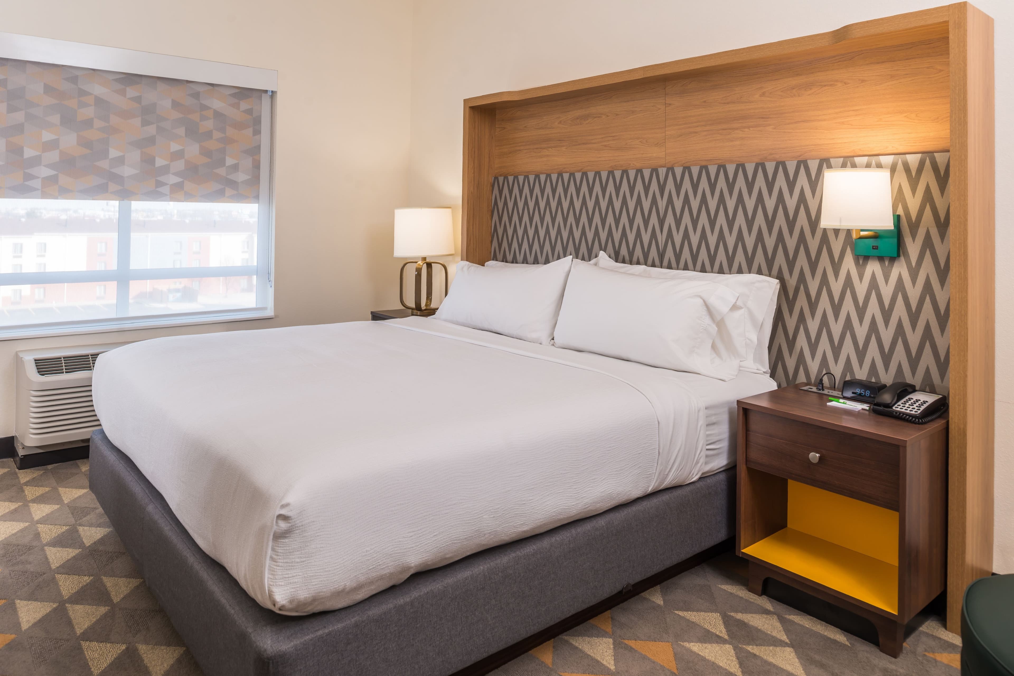Holiday Inn Joplin — 20