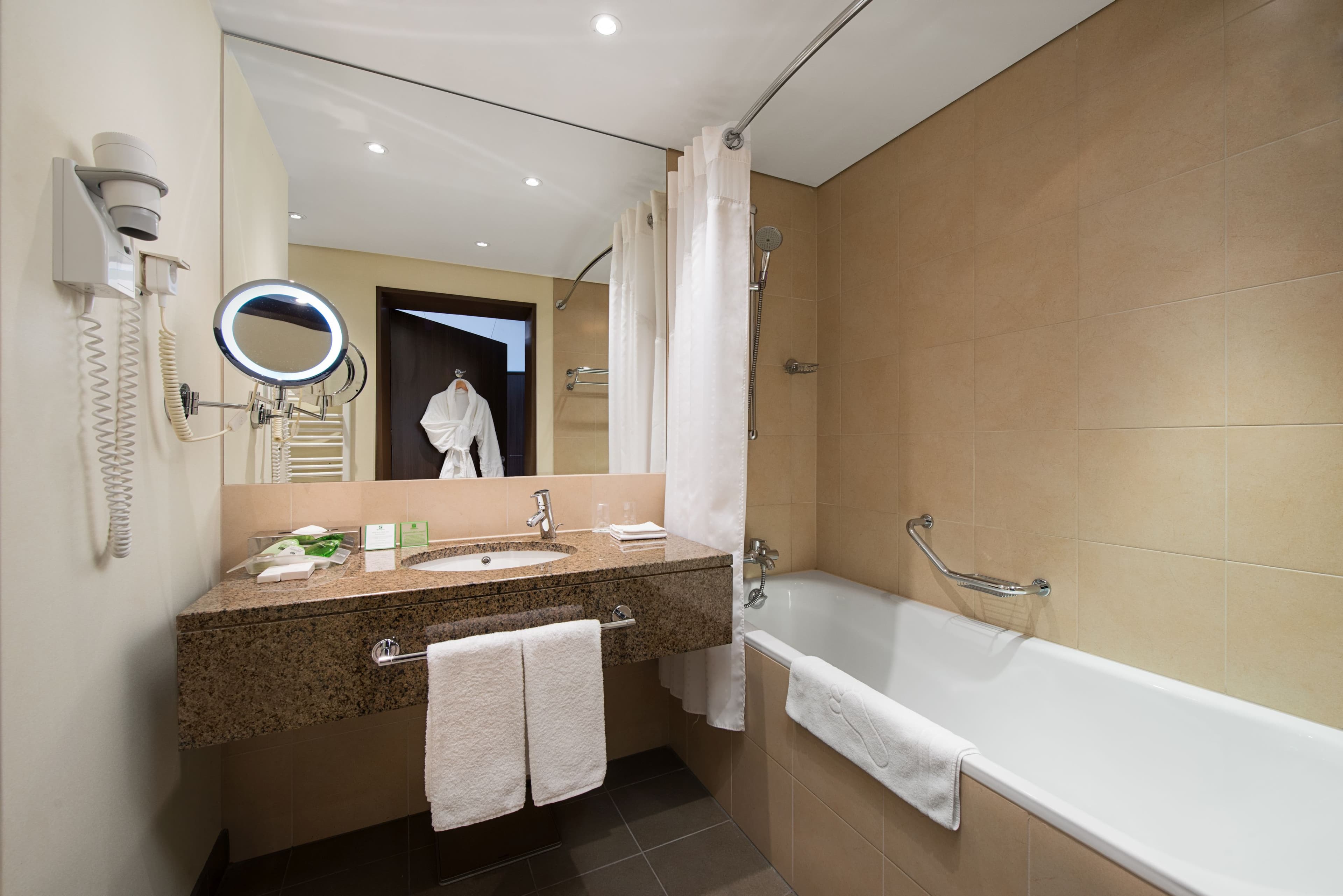 Holiday Inn Resort Warsaw - Jozefow — 6