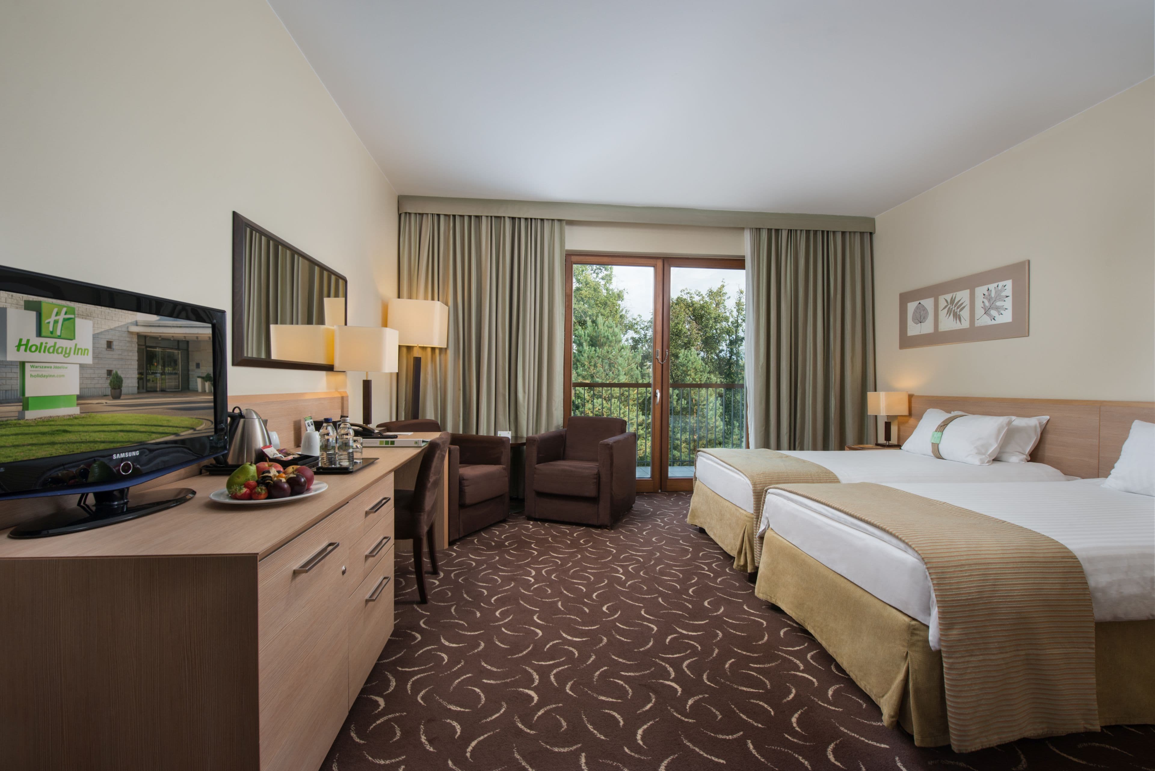 Holiday Inn Resort Warsaw - Jozefow - Image 2