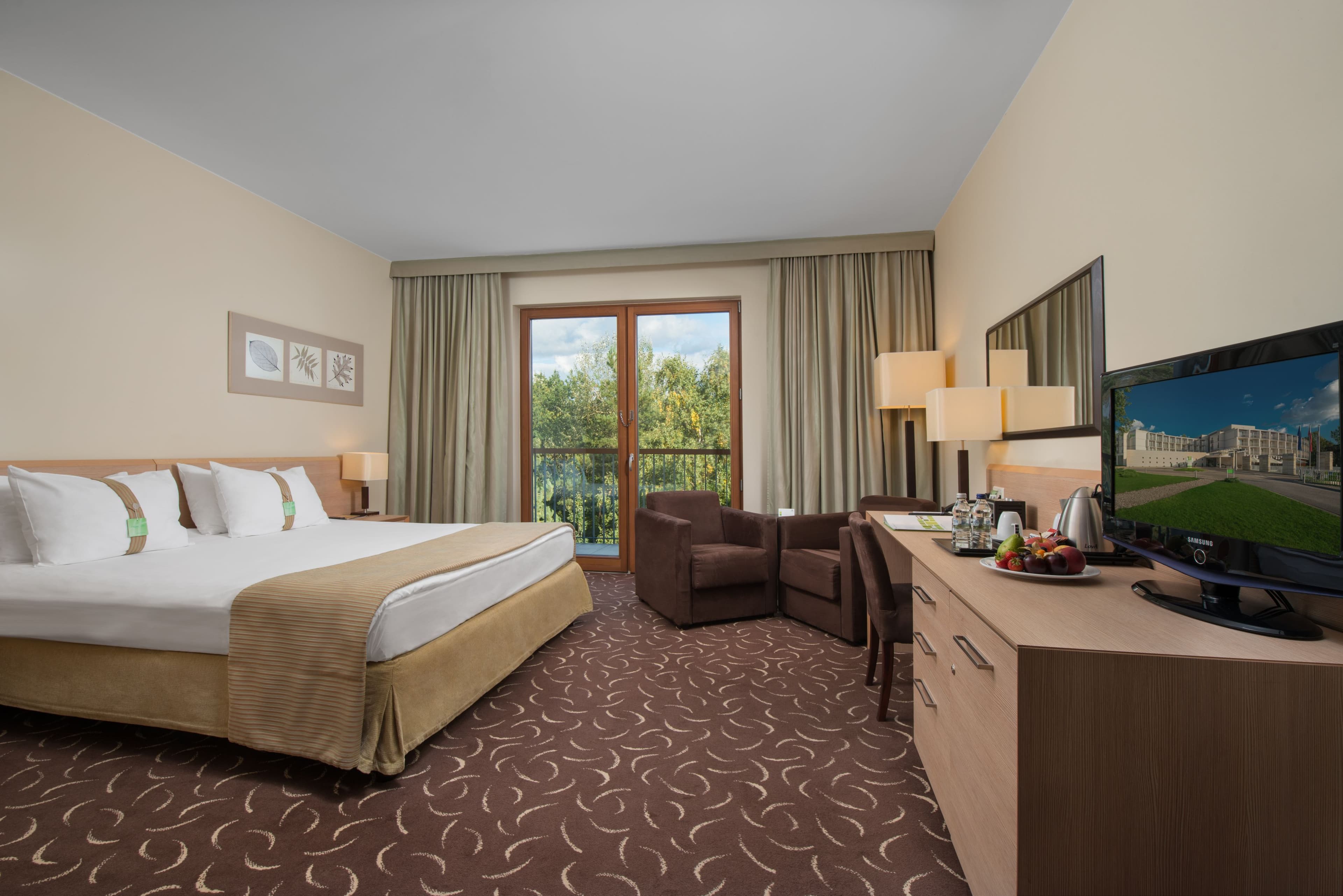 Holiday Inn Resort Warsaw - Jozefow - Image 5