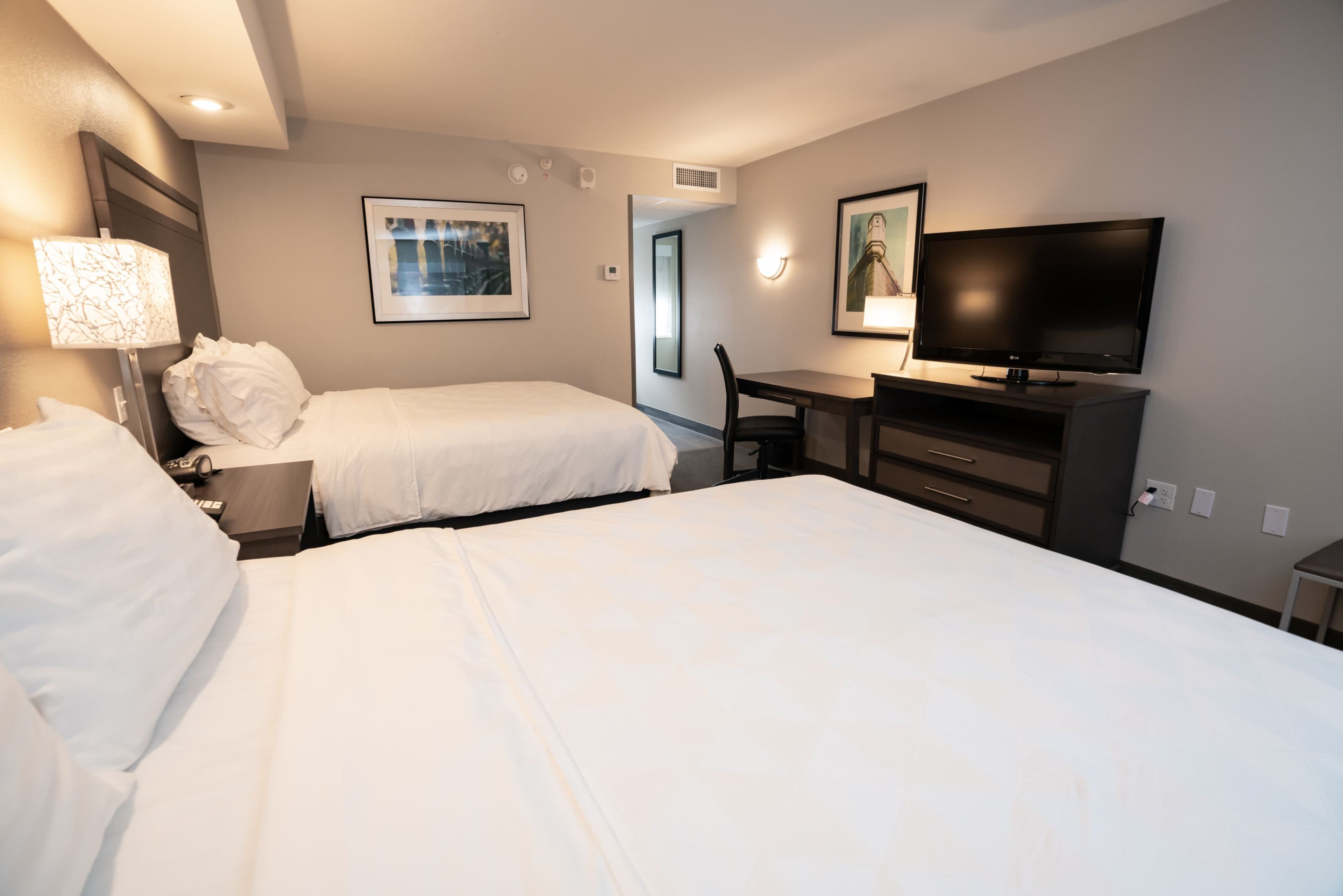 Holiday Inn Kearney — 37
