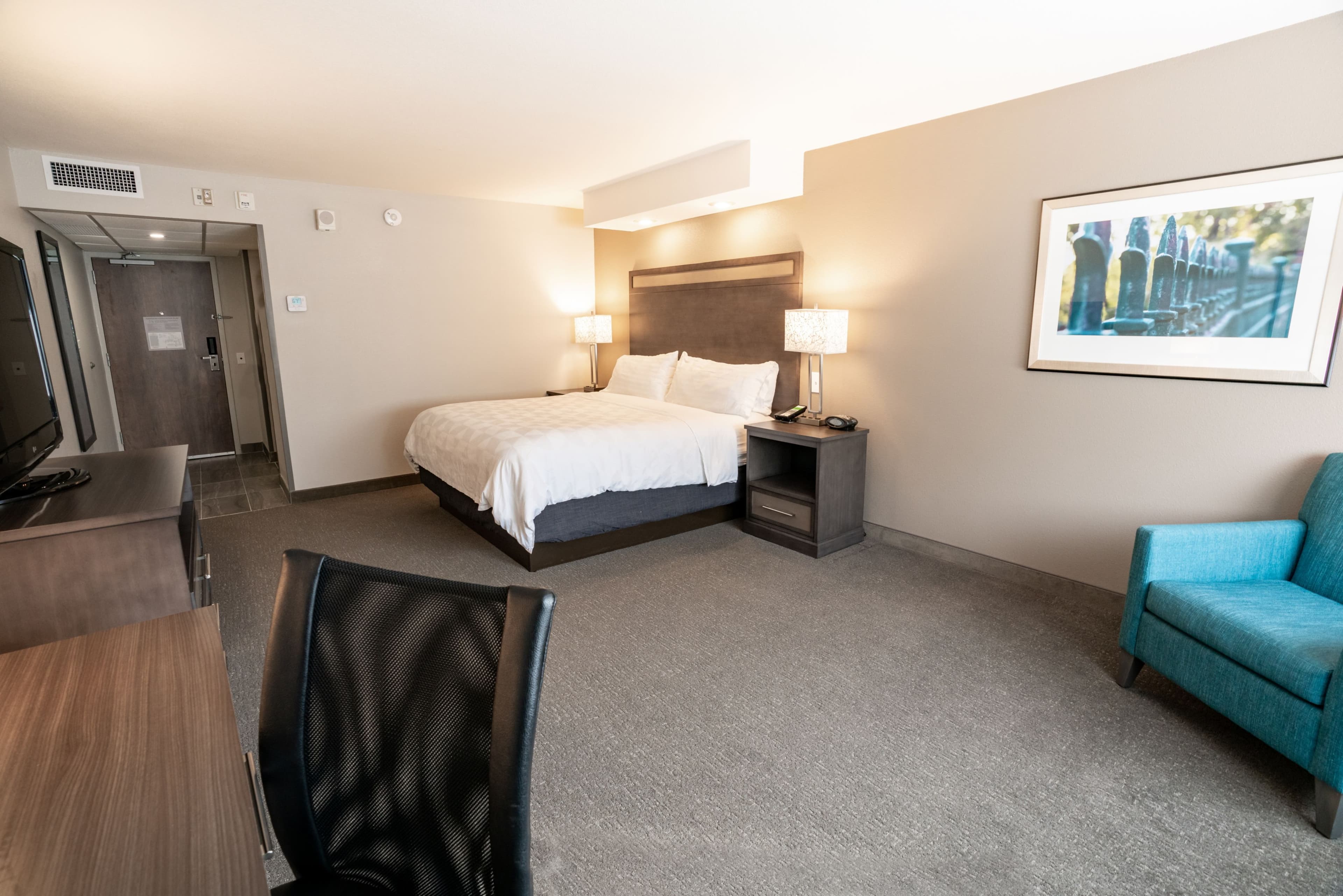 Holiday Inn Kearney - Image 4