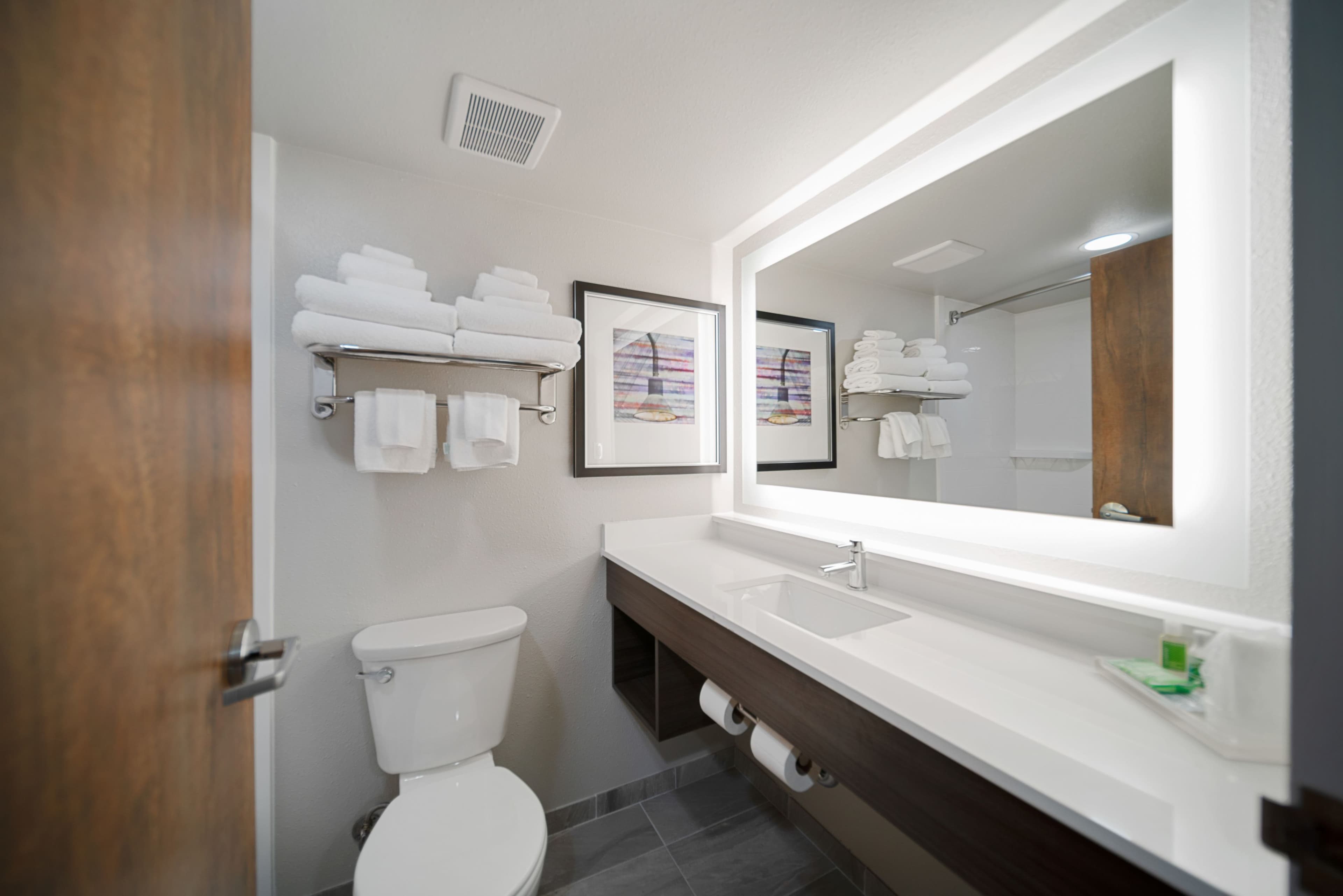 Holiday Inn Kearney — 35