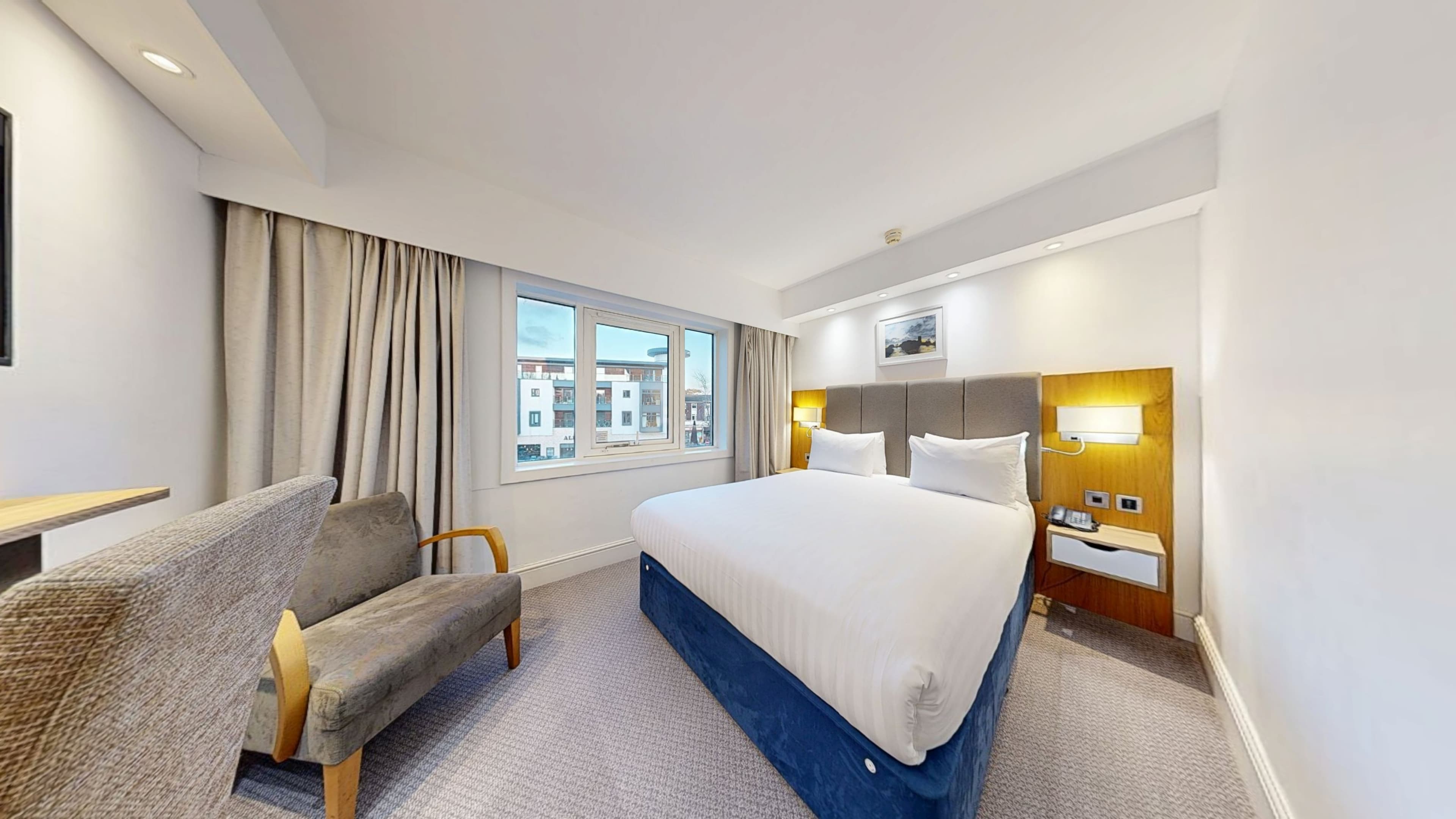 Holiday Inn Kenilworth - Warwick - Image 3