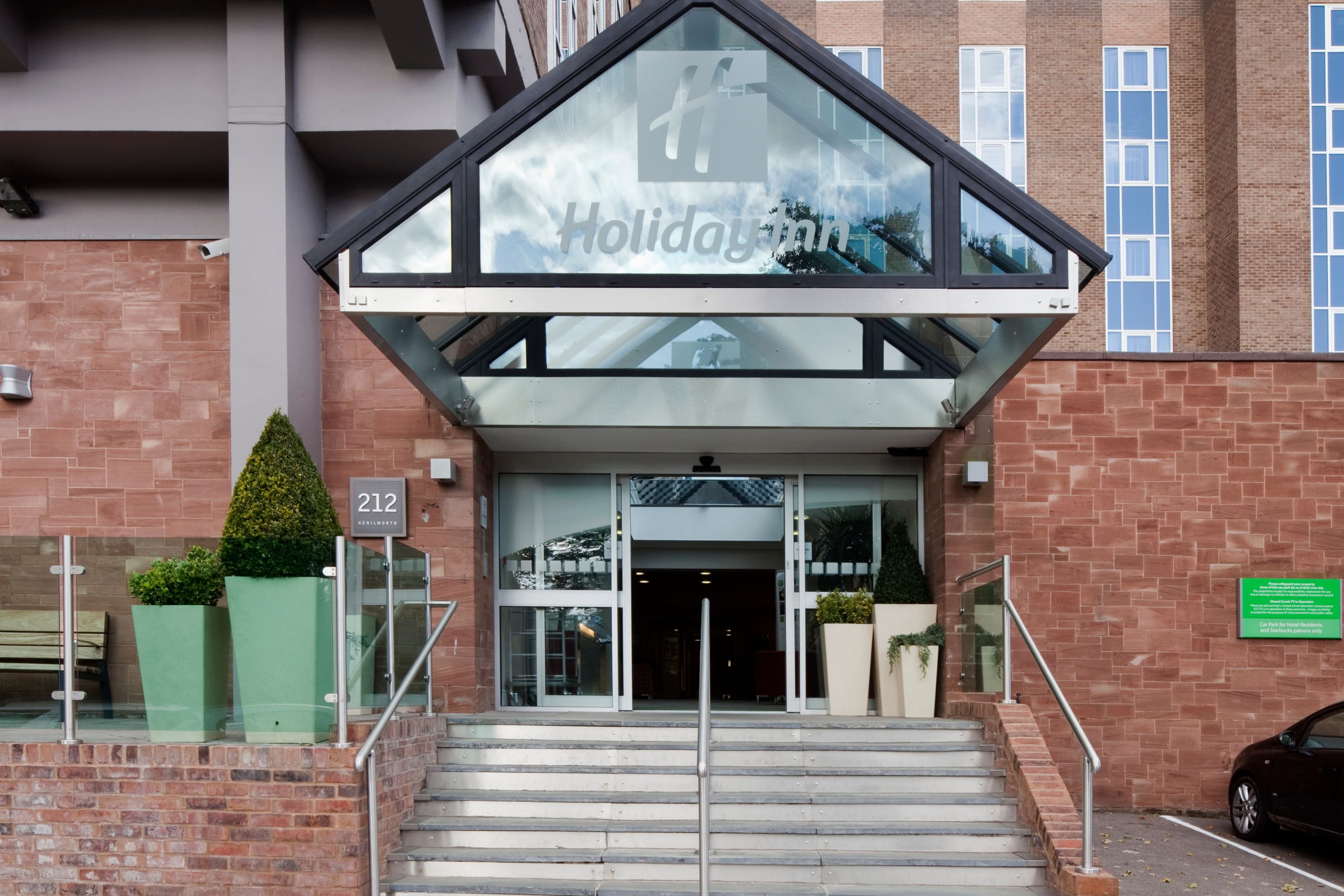 Holiday Inn Kenilworth - Warwick - Image 1