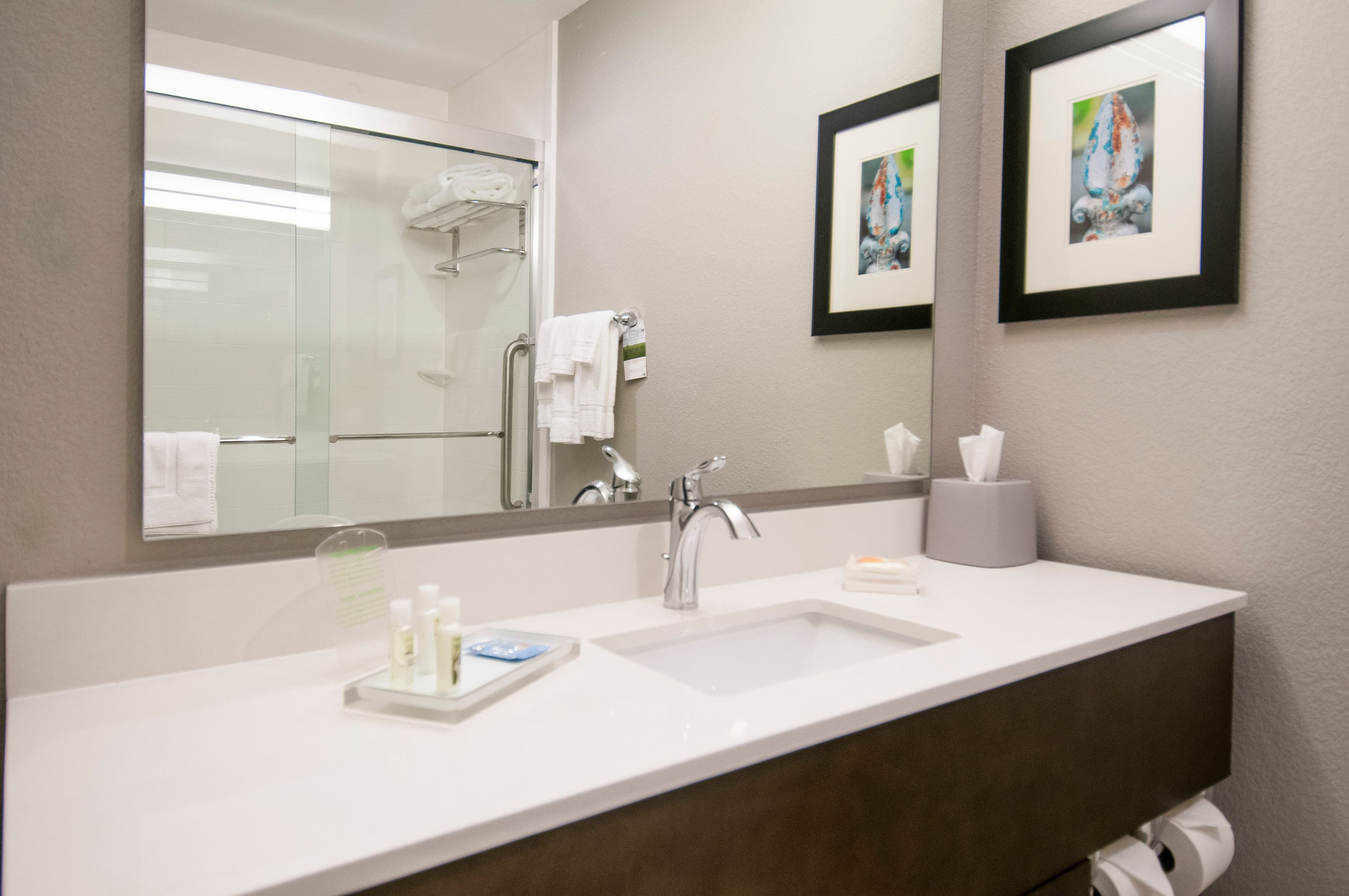 Holiday Inn New Orleans Airport North - Image 5