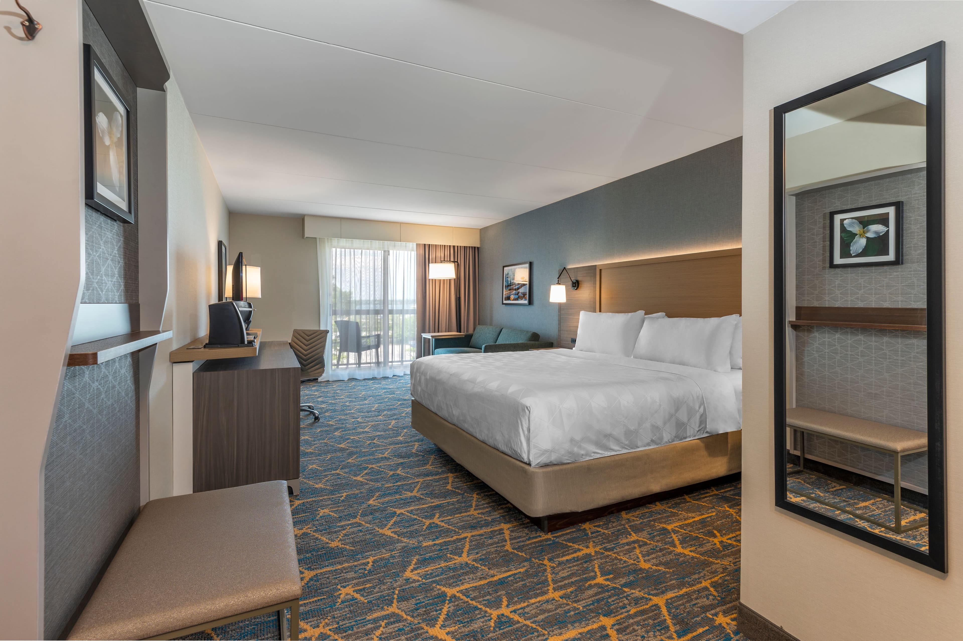 Holiday Inn Kingston-Waterfront - Image 3