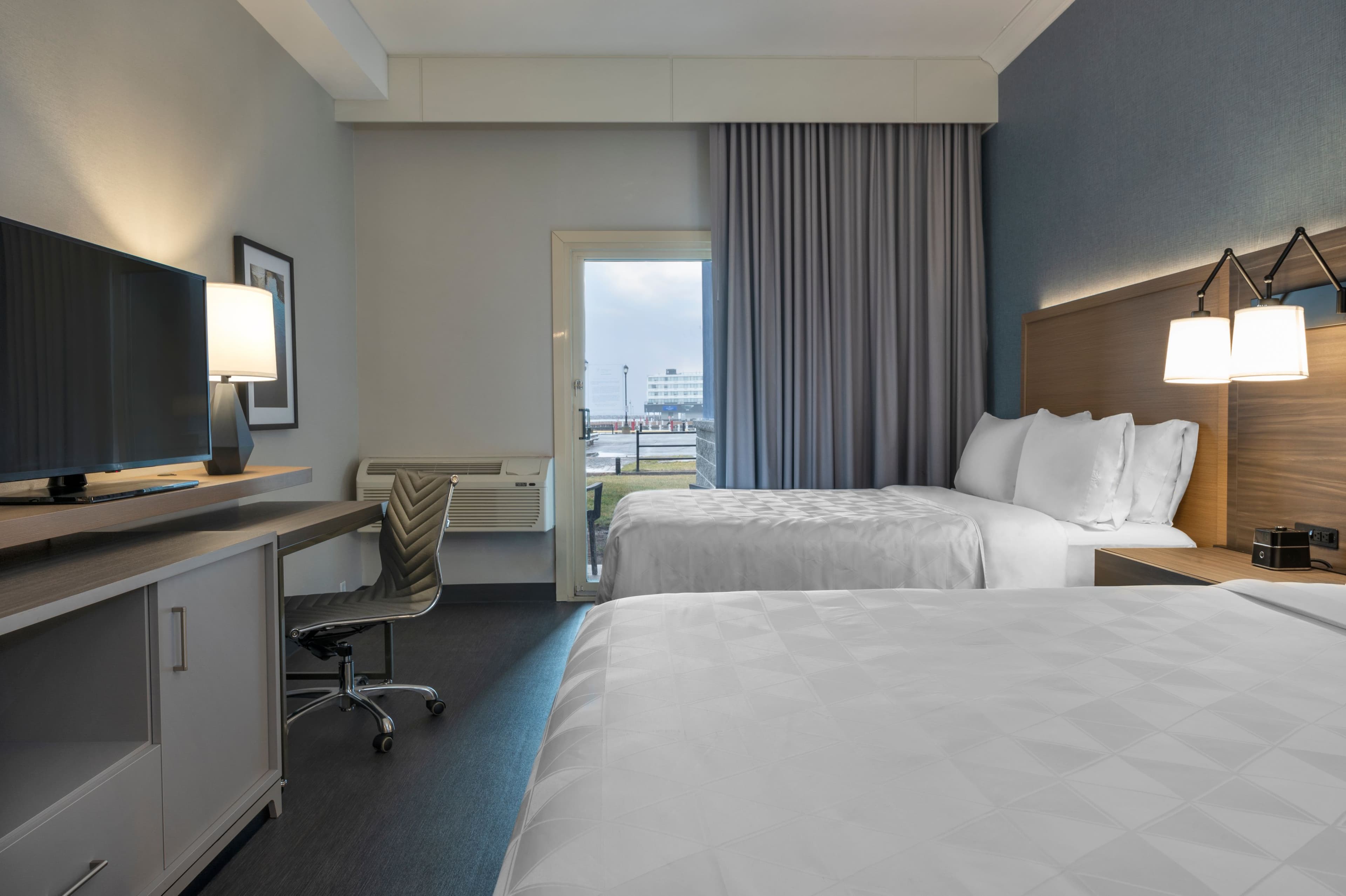 Holiday Inn Kingston-Waterfront — 27