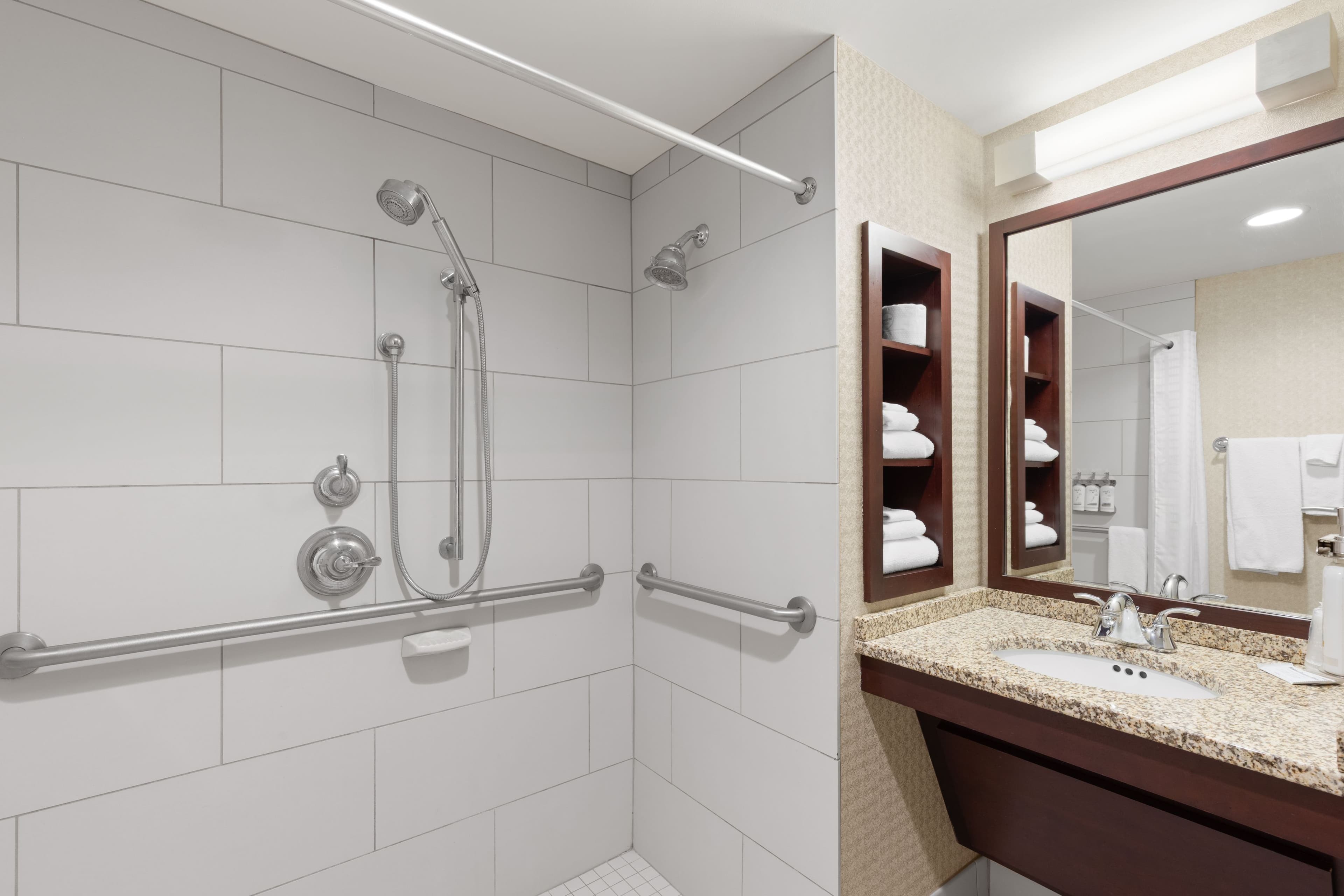 Holiday Inn Knoxville West- Cedar Bluff Rd — 11