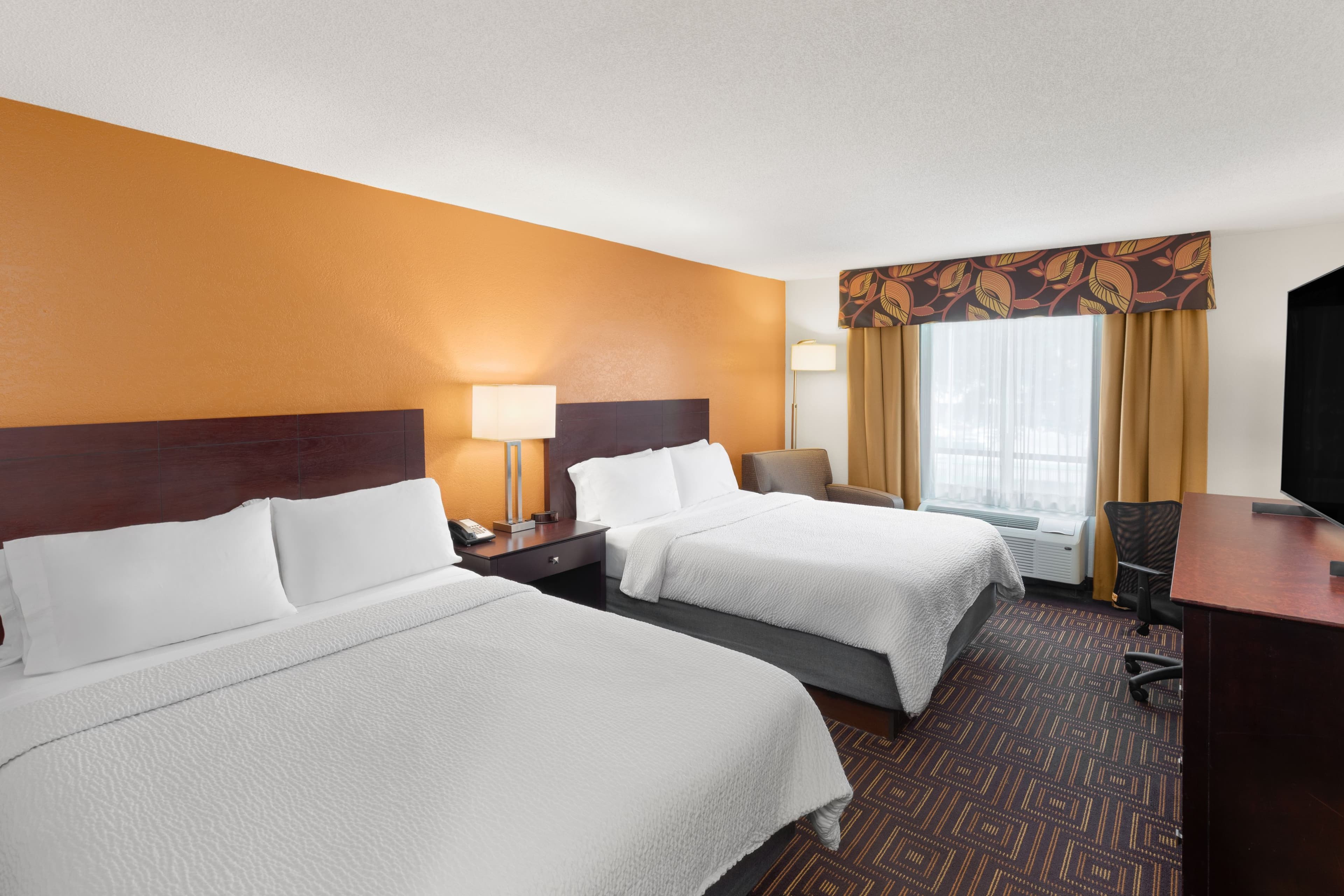 Holiday Inn Knoxville West- Cedar Bluff Rd — 14