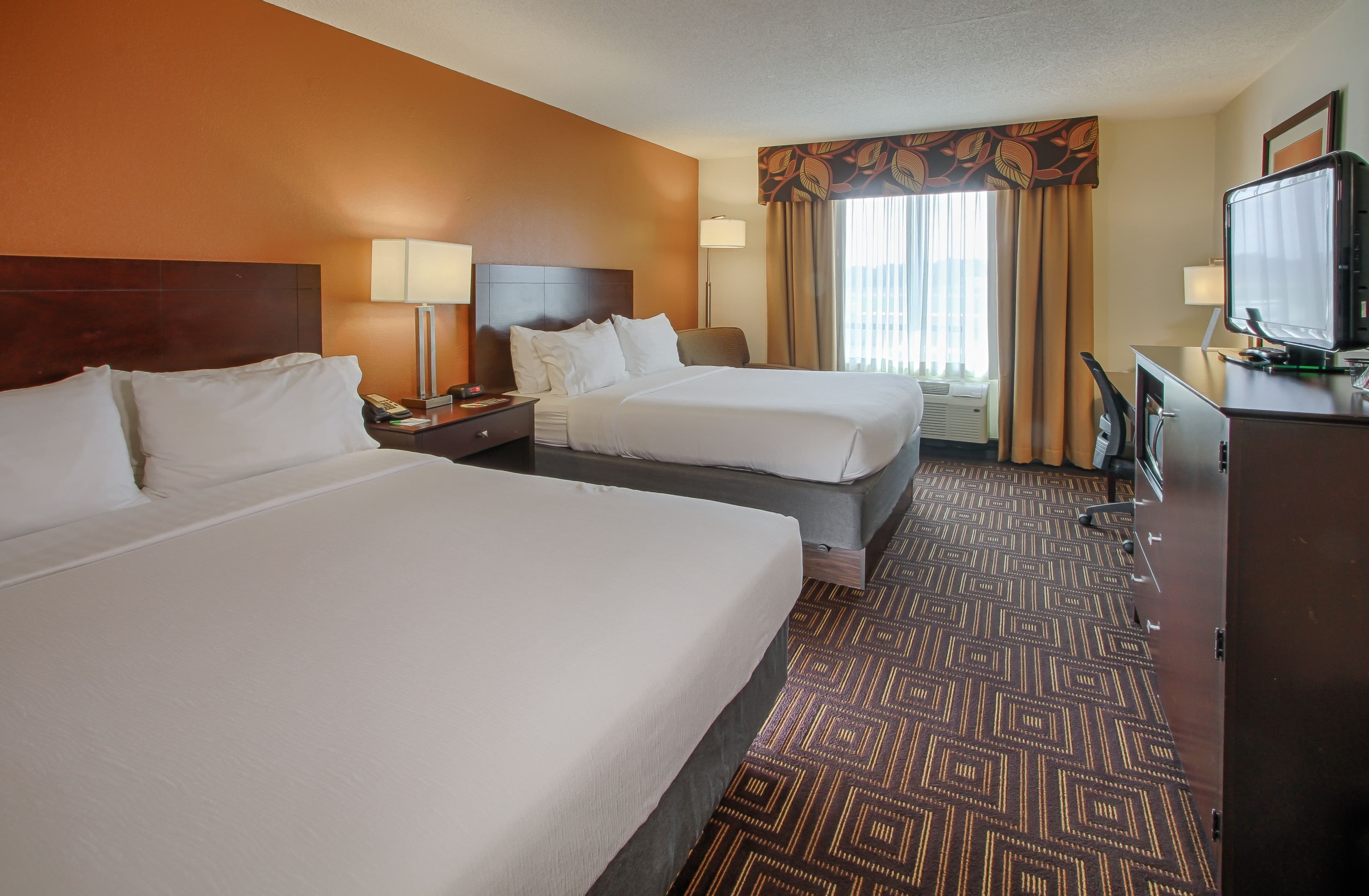 Holiday Inn Knoxville West- Cedar Bluff Rd — 15