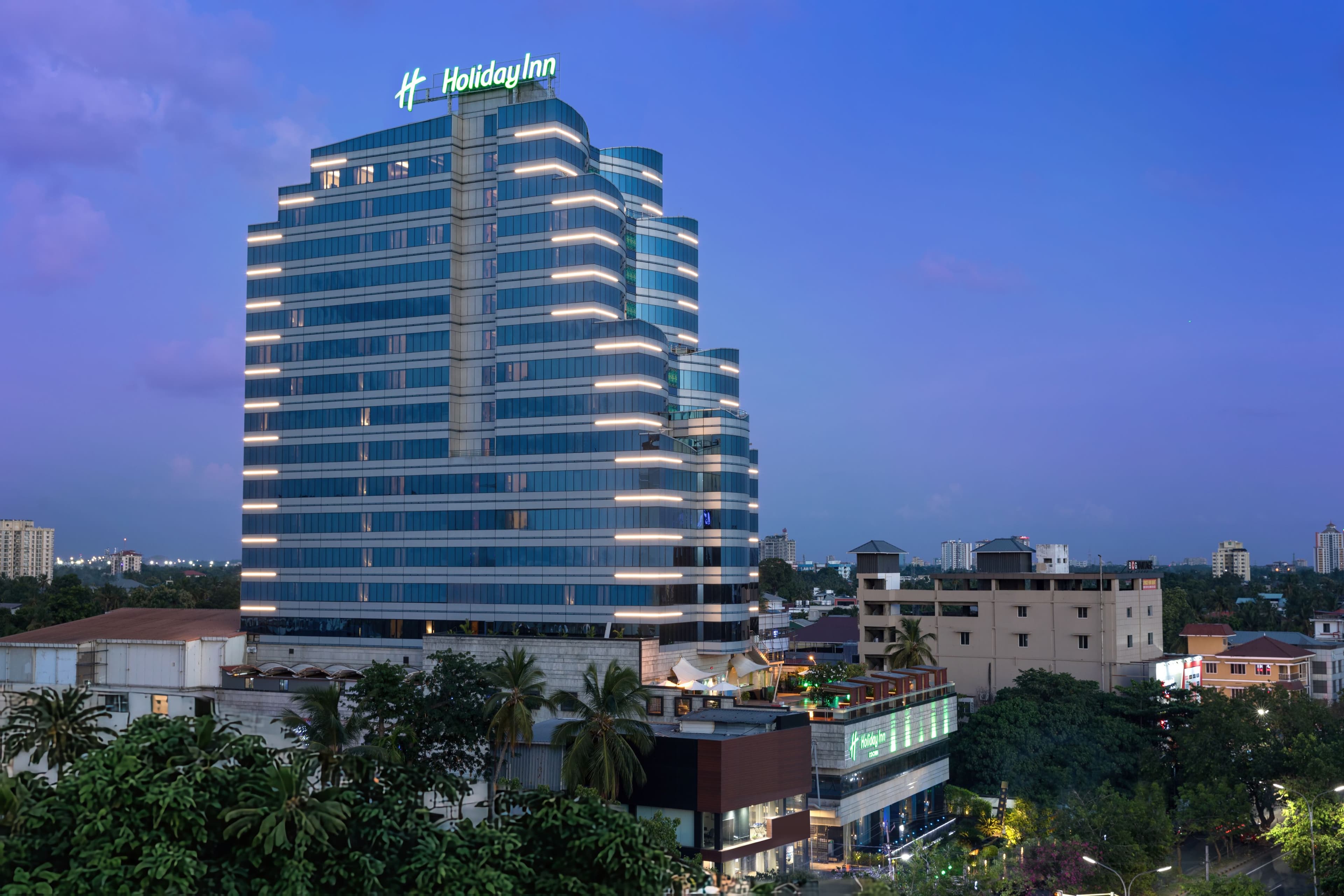 Holiday Inn Cochin - Image 1