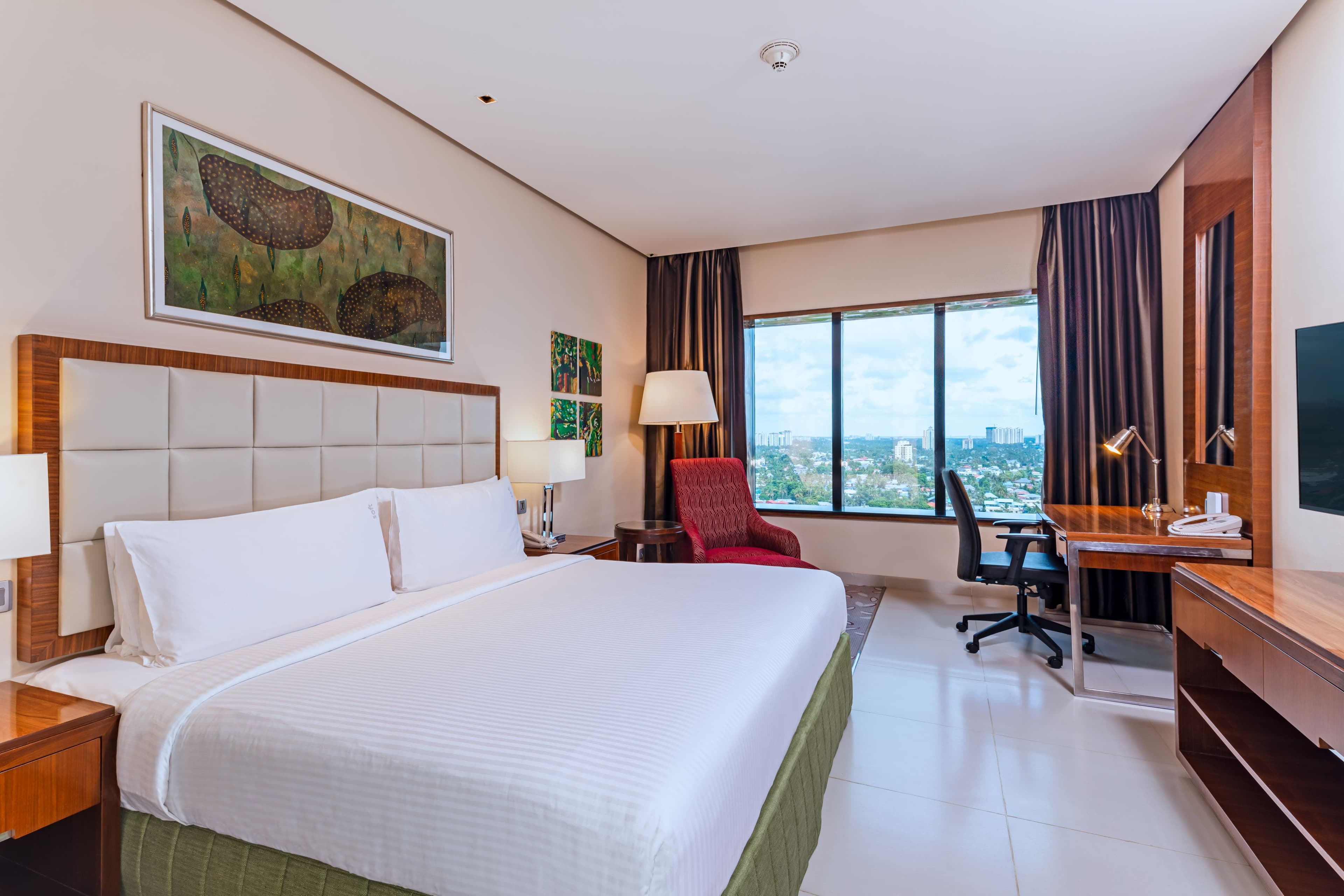 Holiday Inn Cochin - Image 4