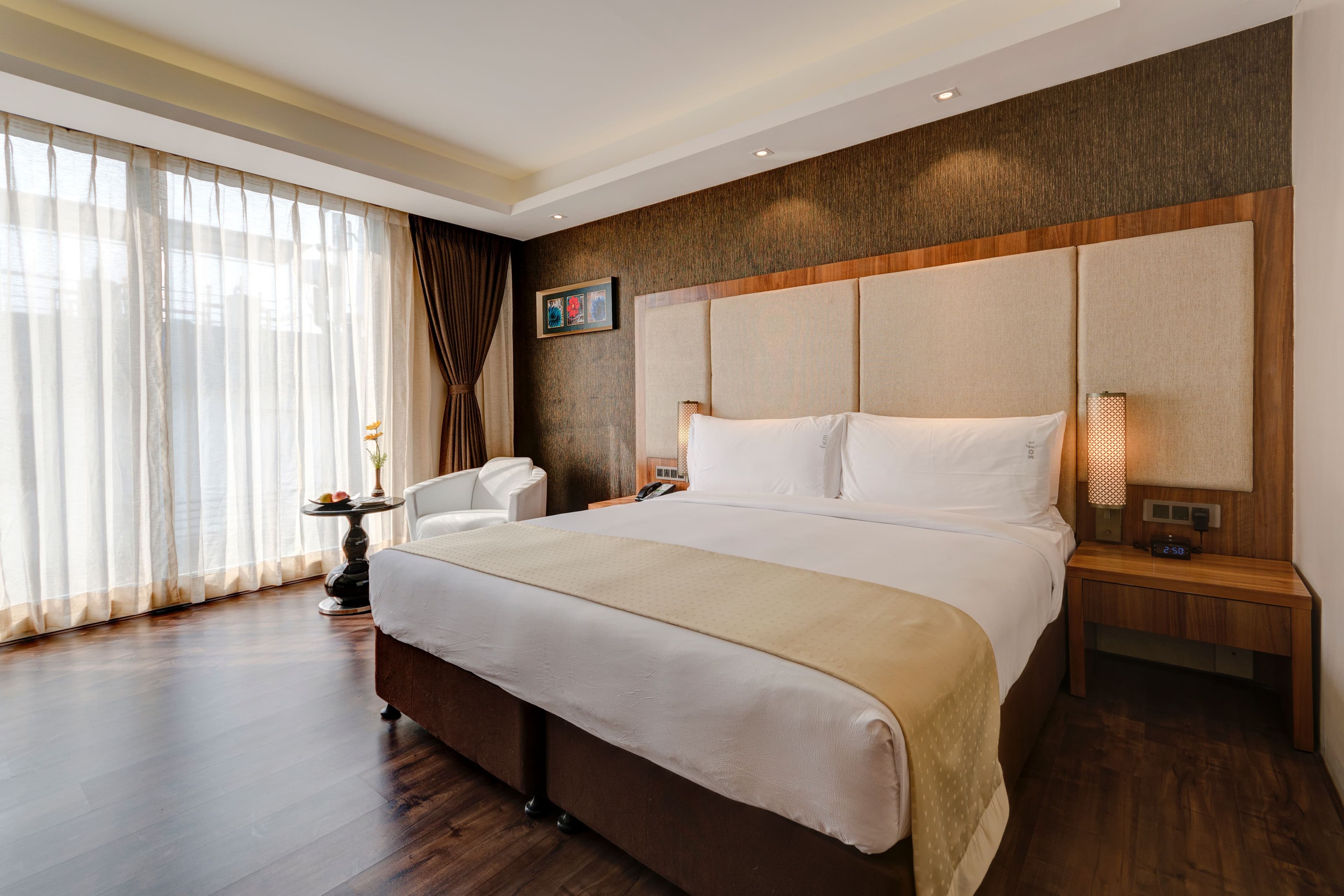 Holiday Inn Kolkata Airport - Image 2