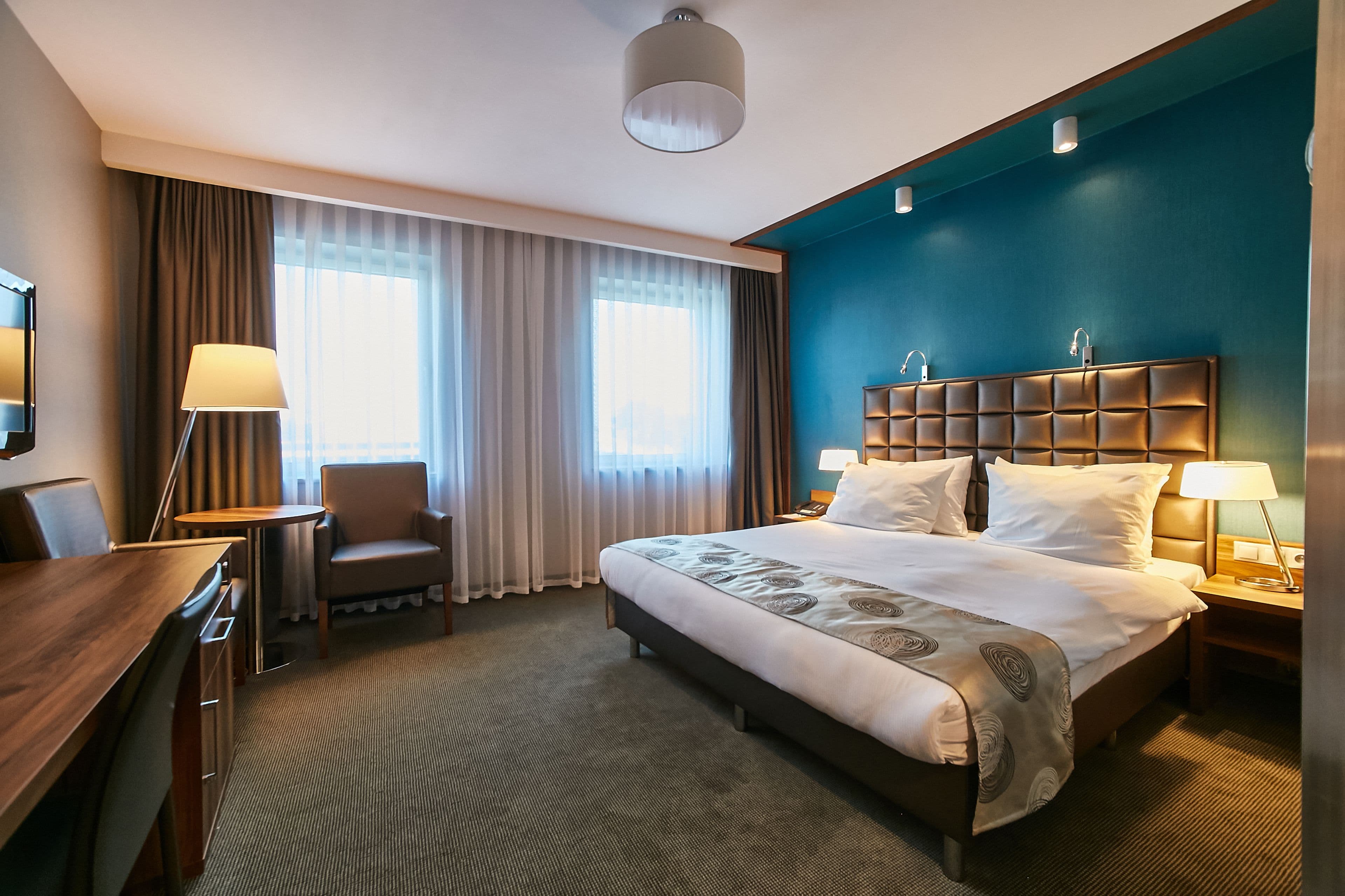 Holiday Inn Krakow City Centre — 8