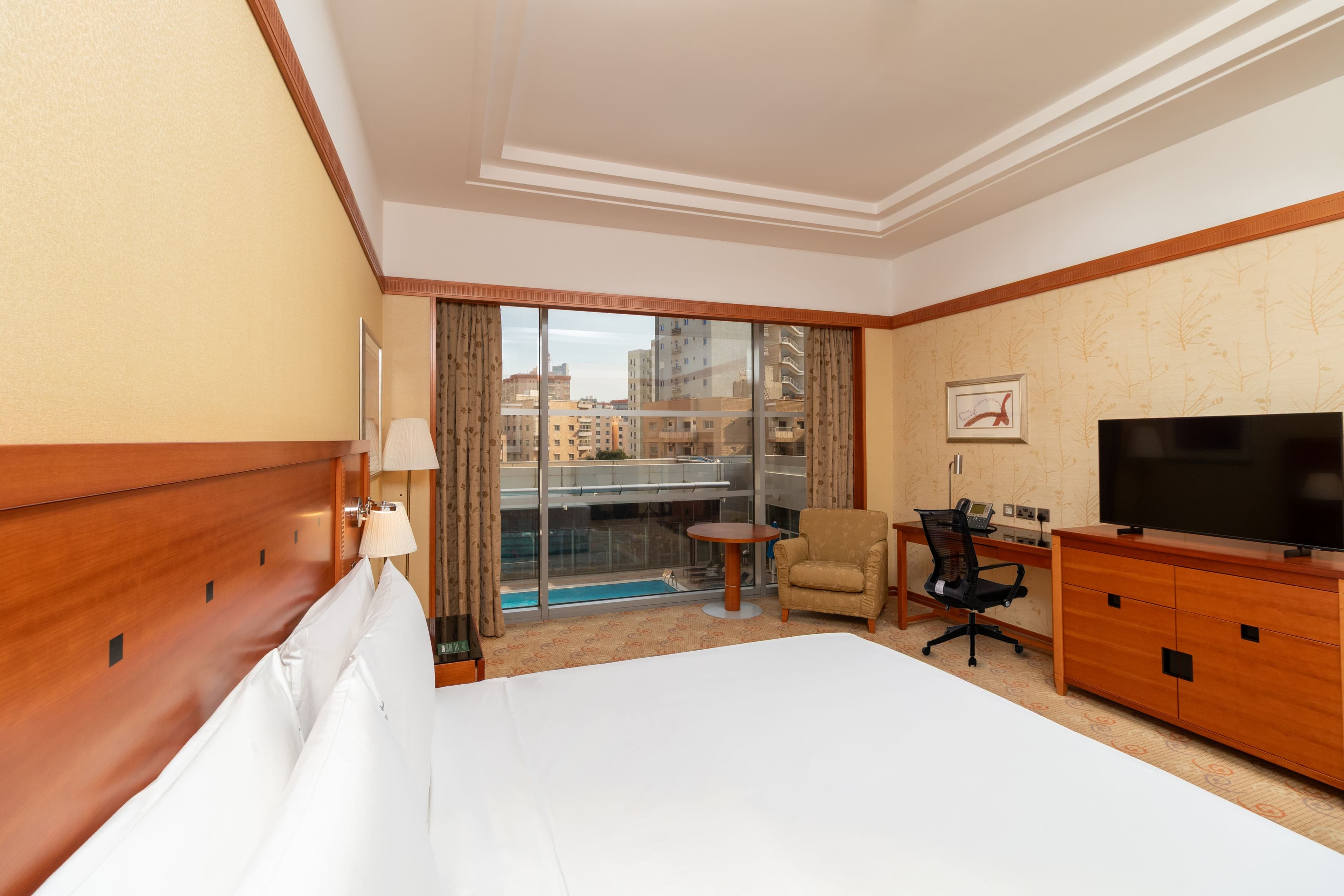 Holiday Inn Kuwait Salmiya — 24