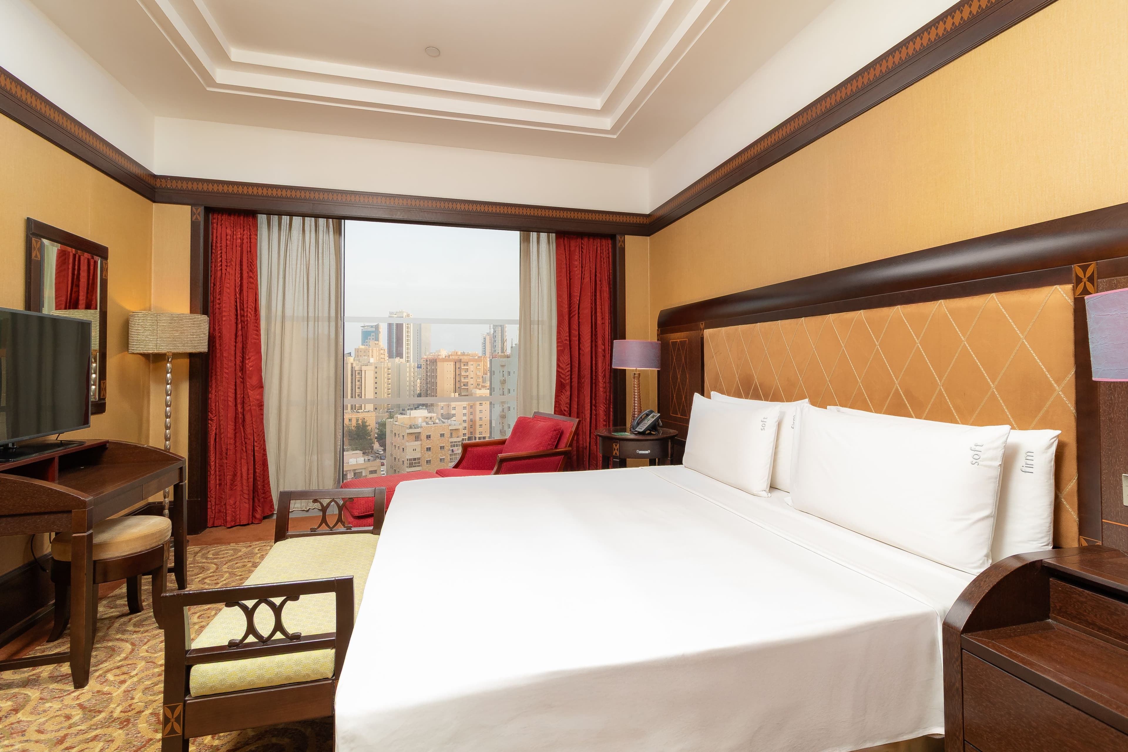 Holiday Inn Kuwait Salmiya — 60