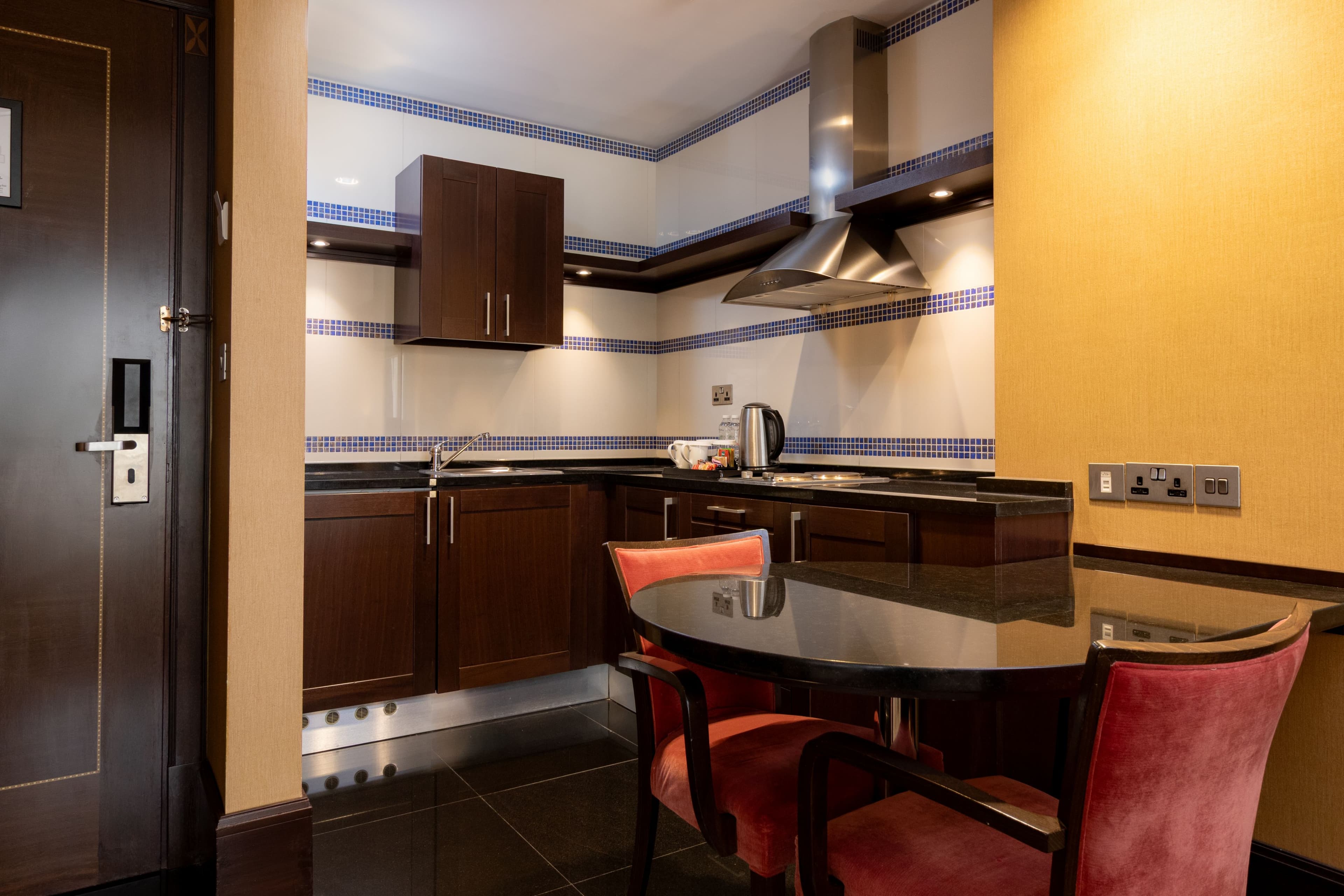 Holiday Inn Kuwait Salmiya — 61