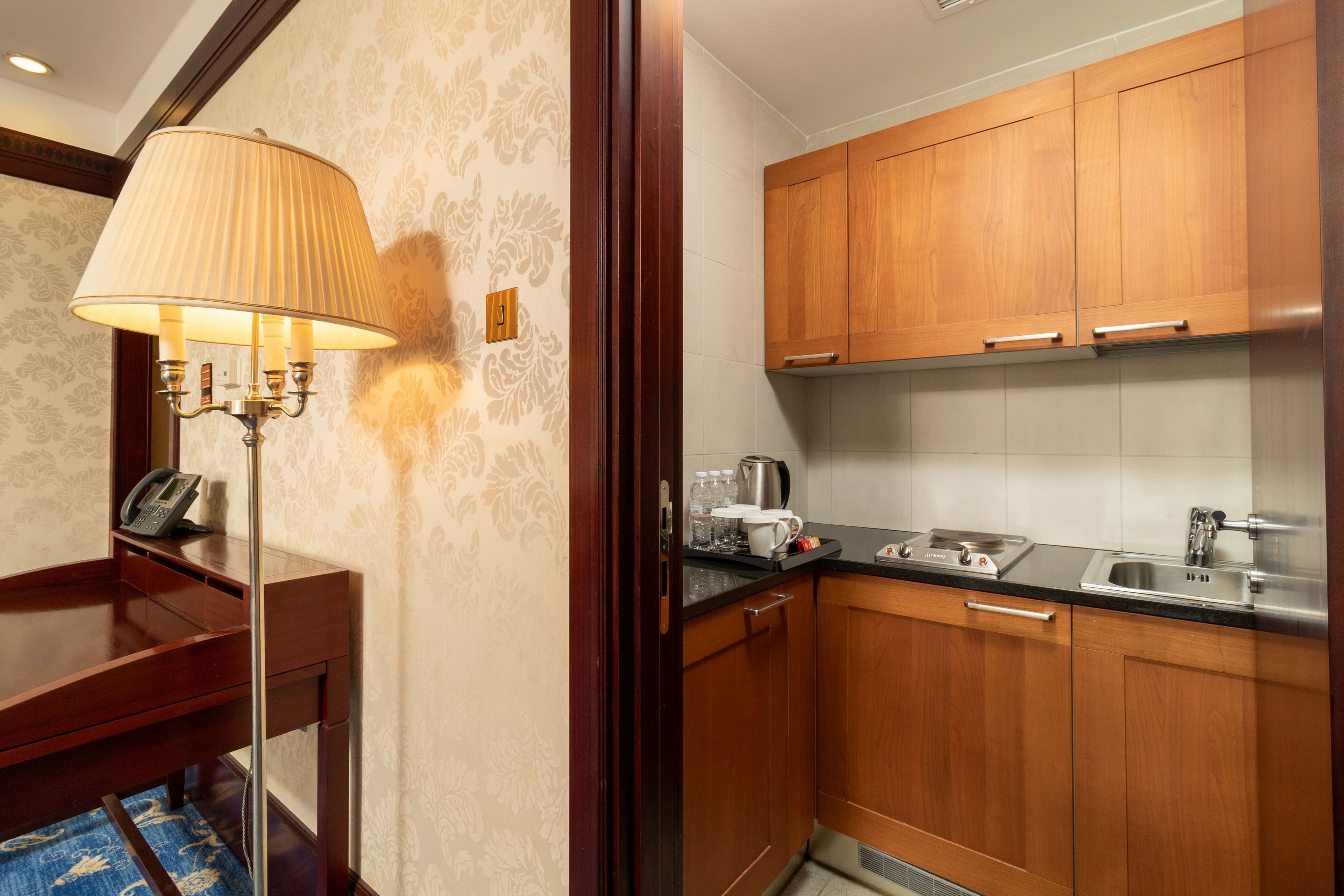 Holiday Inn Kuwait Salmiya — 57