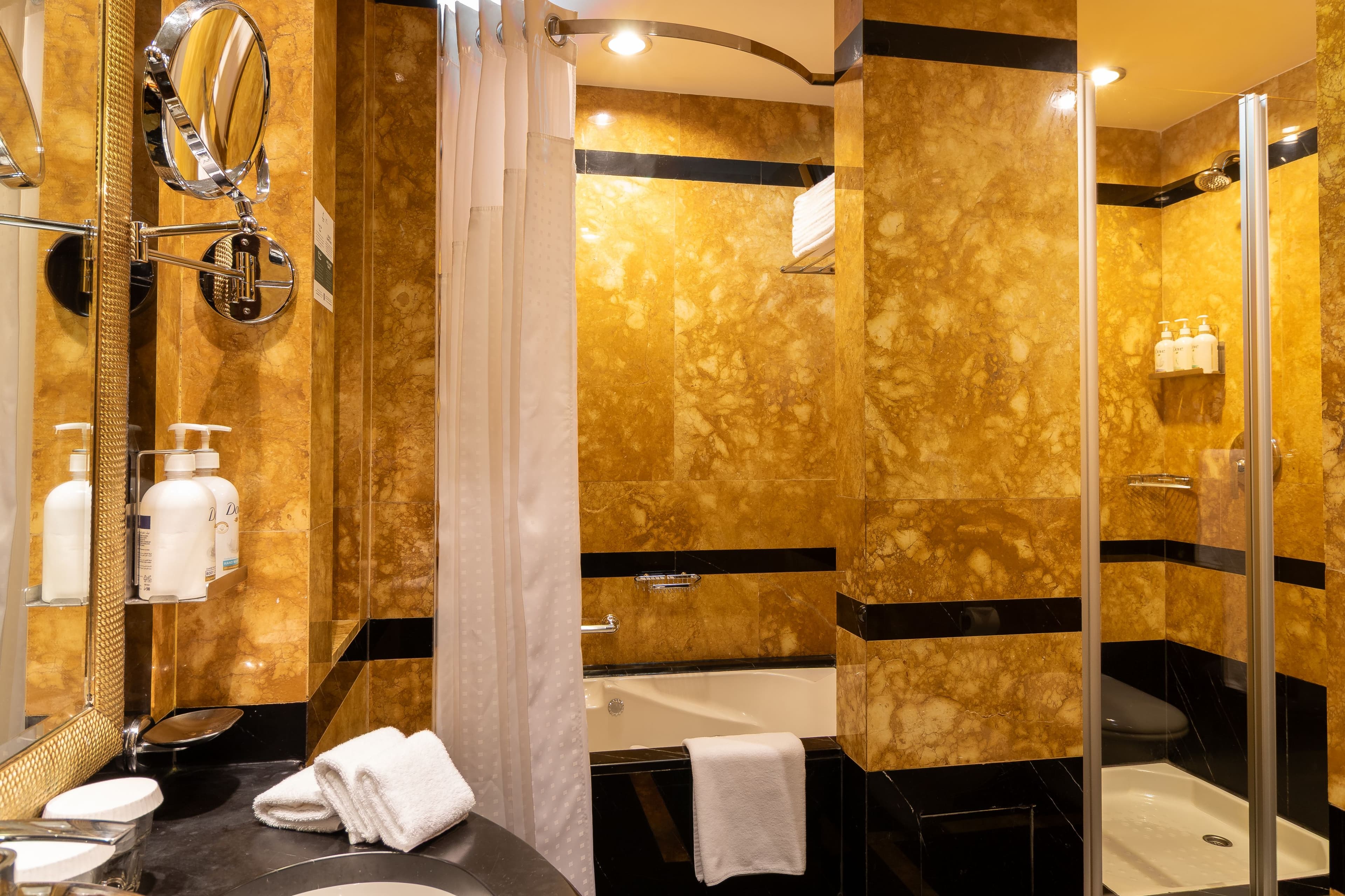 Holiday Inn Kuwait Salmiya — 58