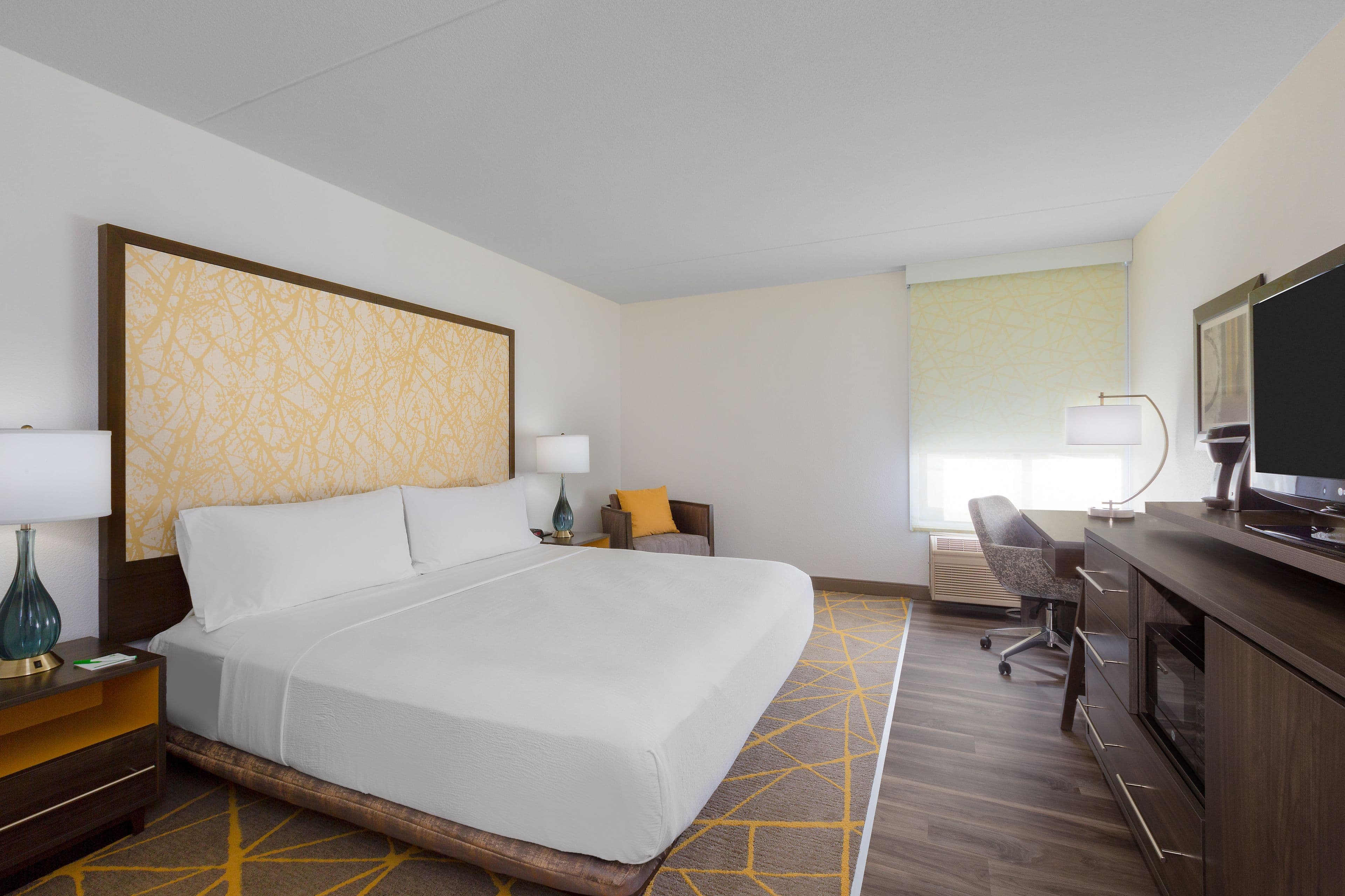 Holiday Inn La Mirada – Buena Park - Image 5