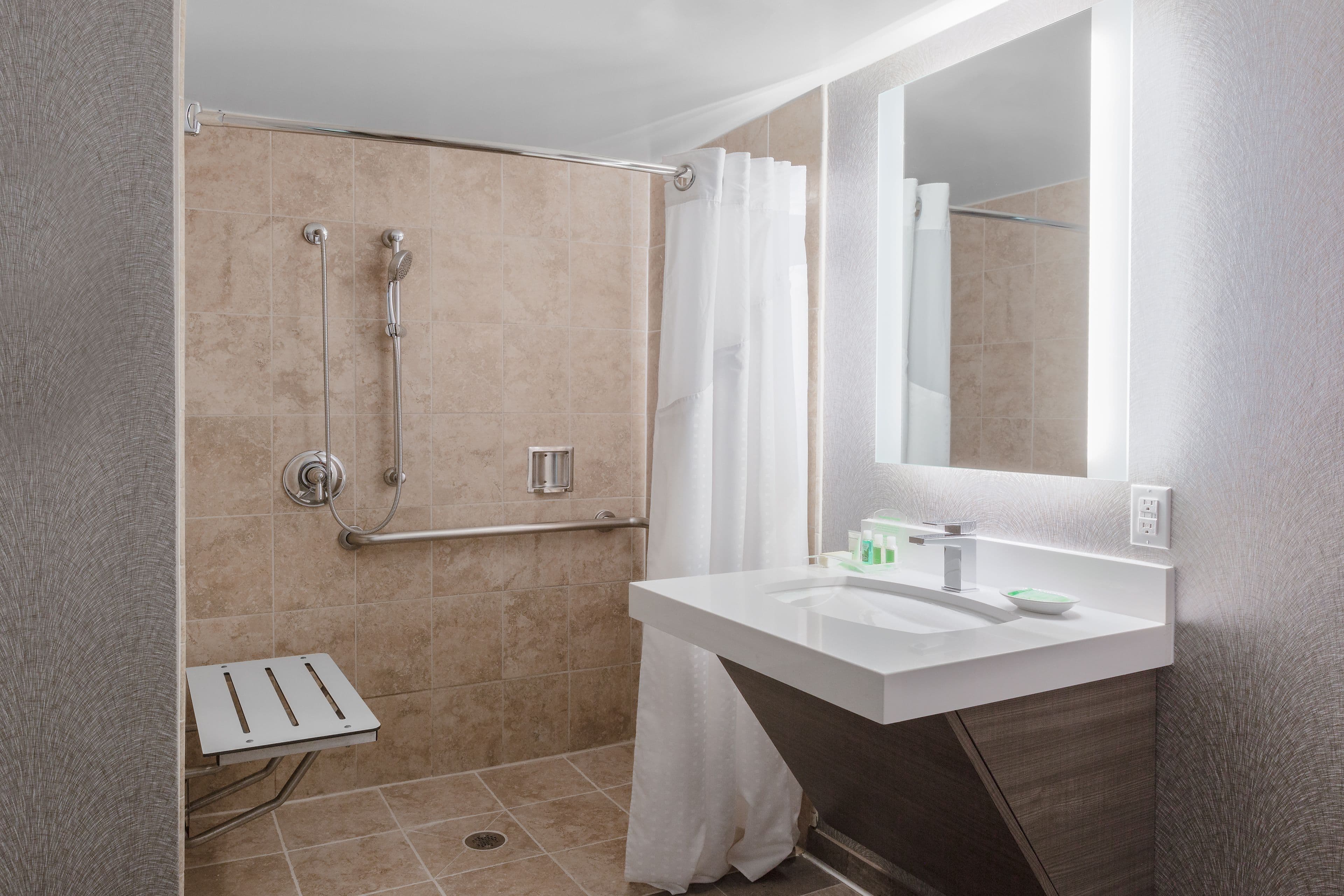 Holiday Inn La Mirada – Buena Park — 6