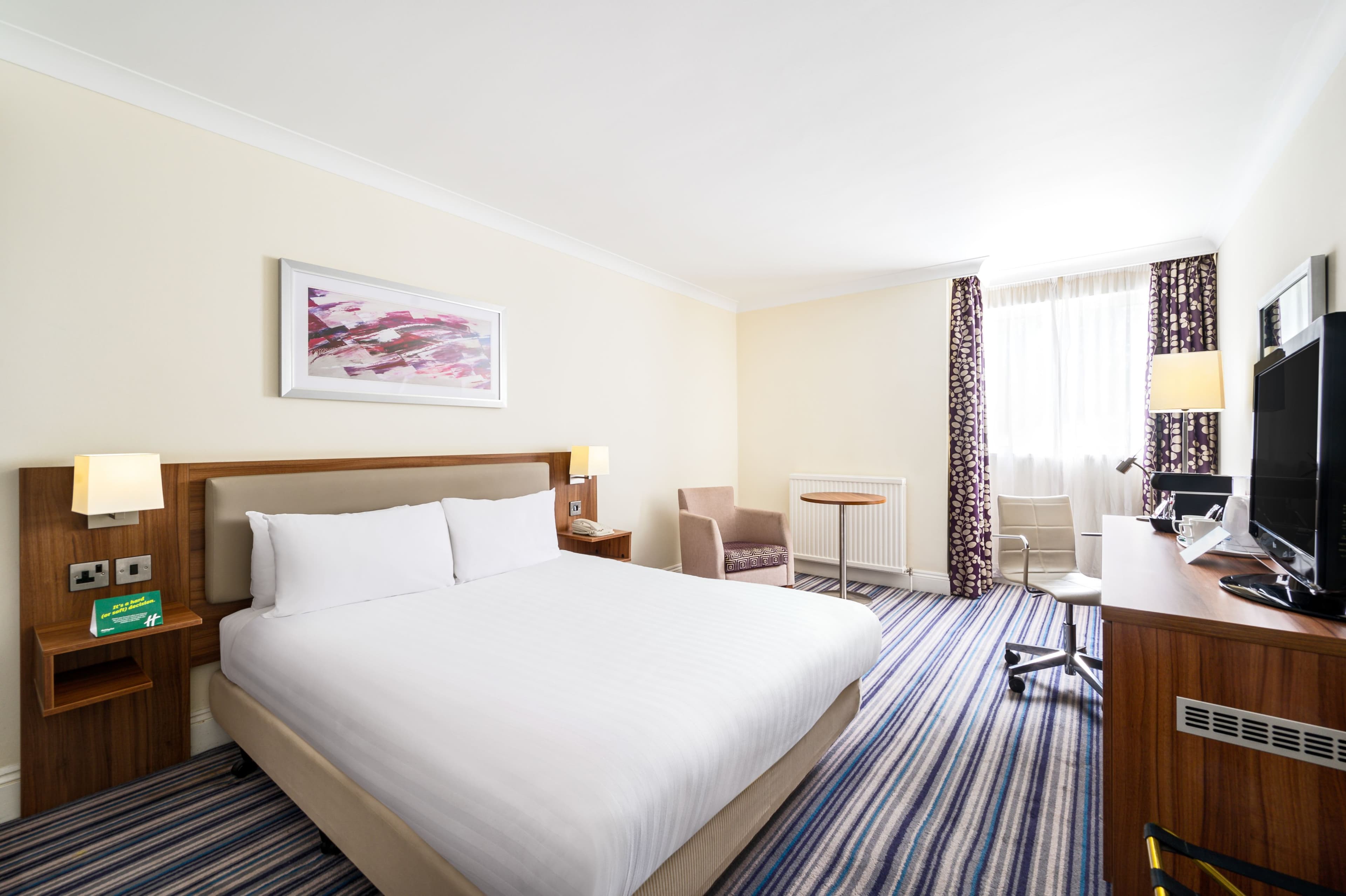 Holiday Inn Lancaster - Image 3