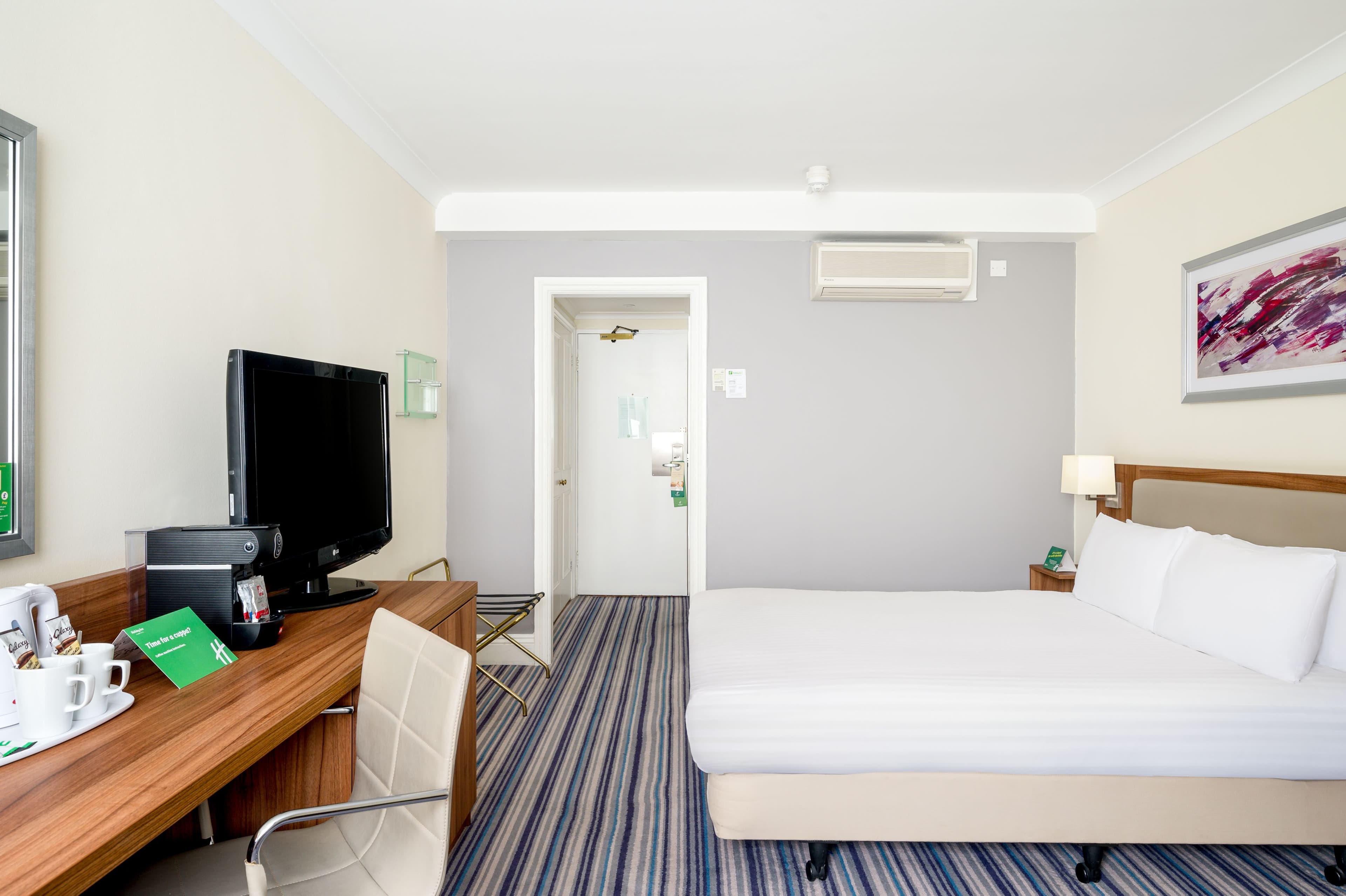 Holiday Inn Lancaster - Image 4