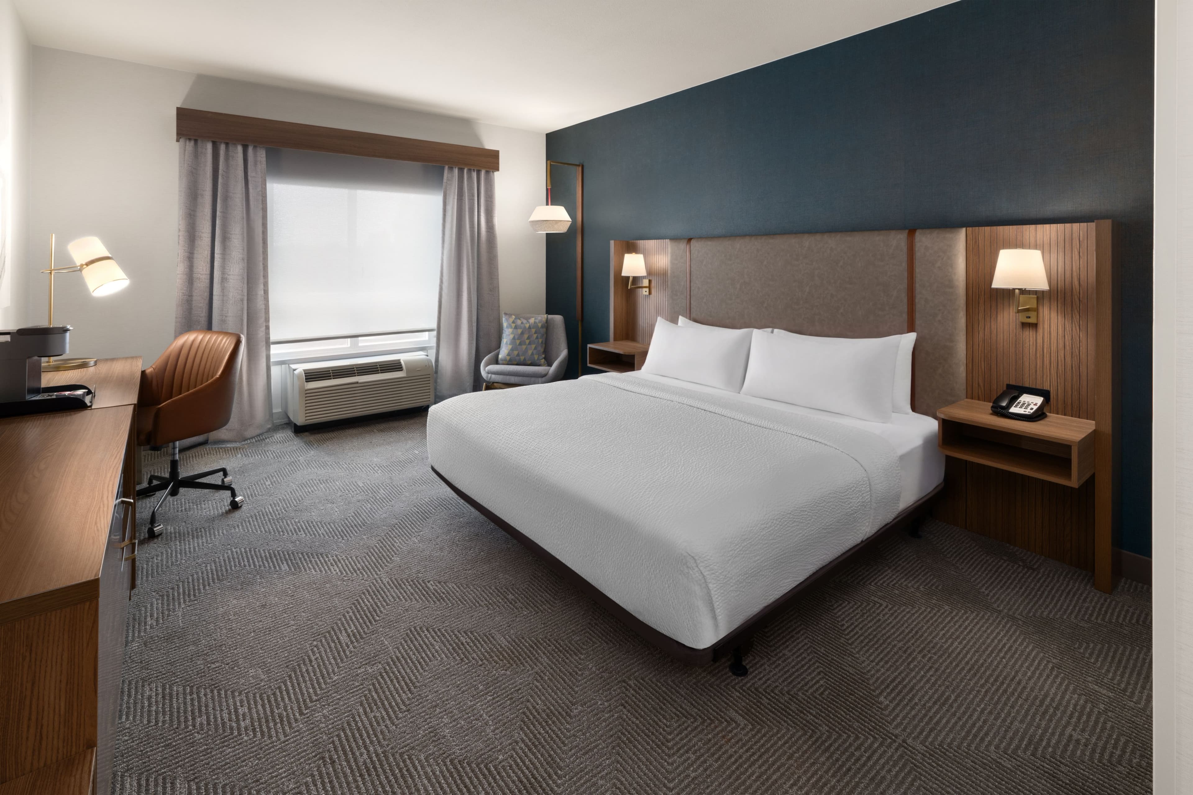 Holiday Inn Laramie  — 12